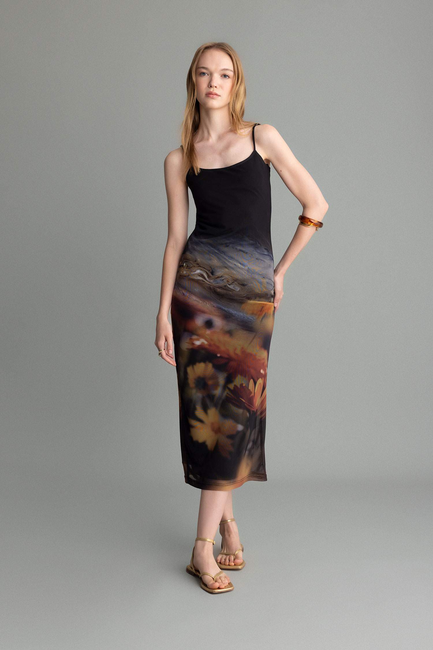 Bodycon Vücudu Saran Askılı Desenli Tül Askılı Maxi Elbise