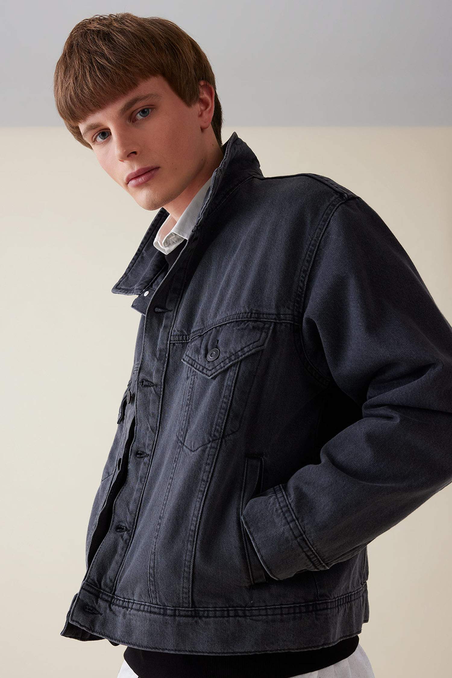 %100 Pamuk Oversize Geniş Kalıp Polo Yaka Düğmeli Cepli Yıkamalı Denim Ceket