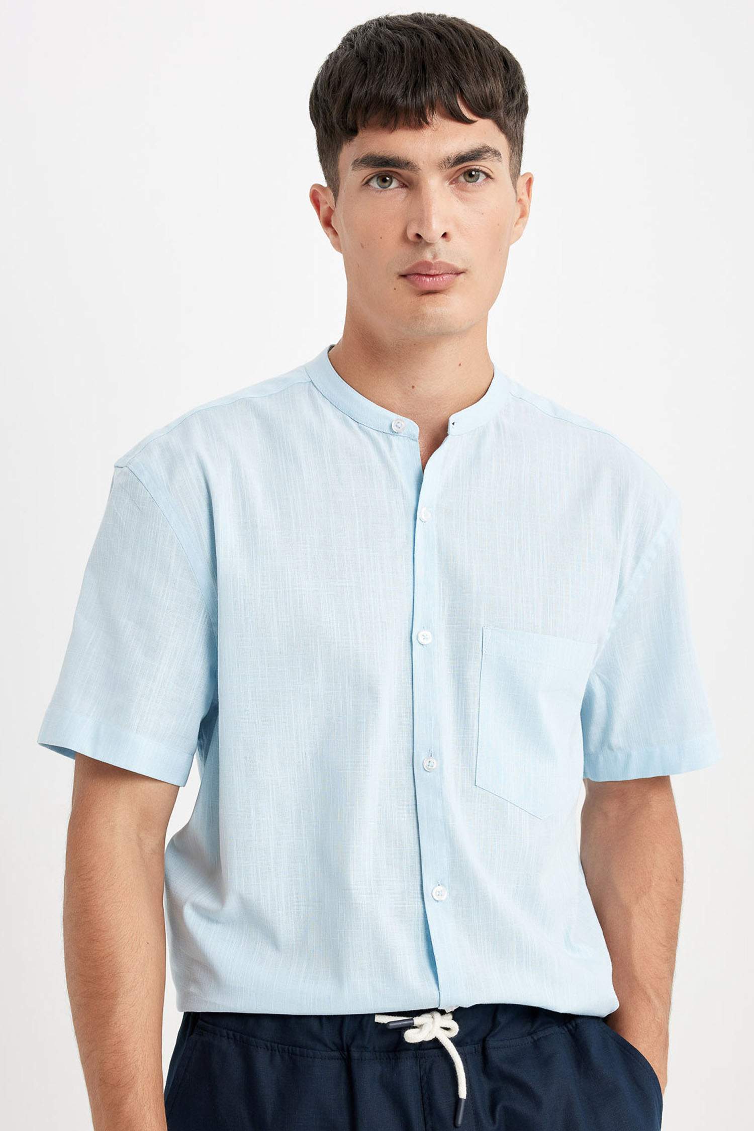%100 Pamuk Regular Fit Dik Yaka Pamuklu Kısa Kollu Gömlek