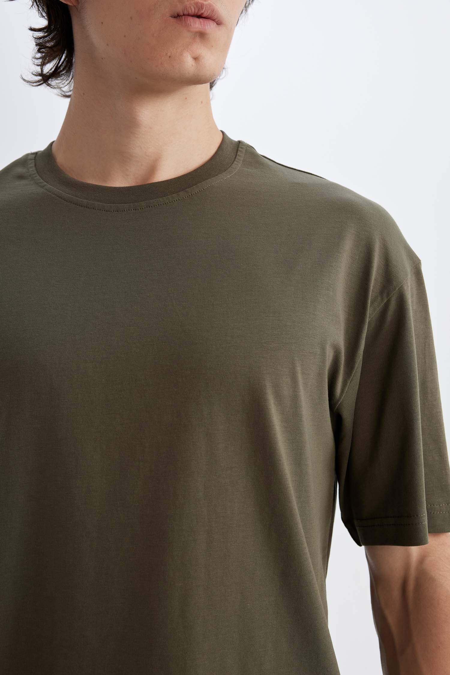 تى شيرت أوفر سايز بياخة مستديرة