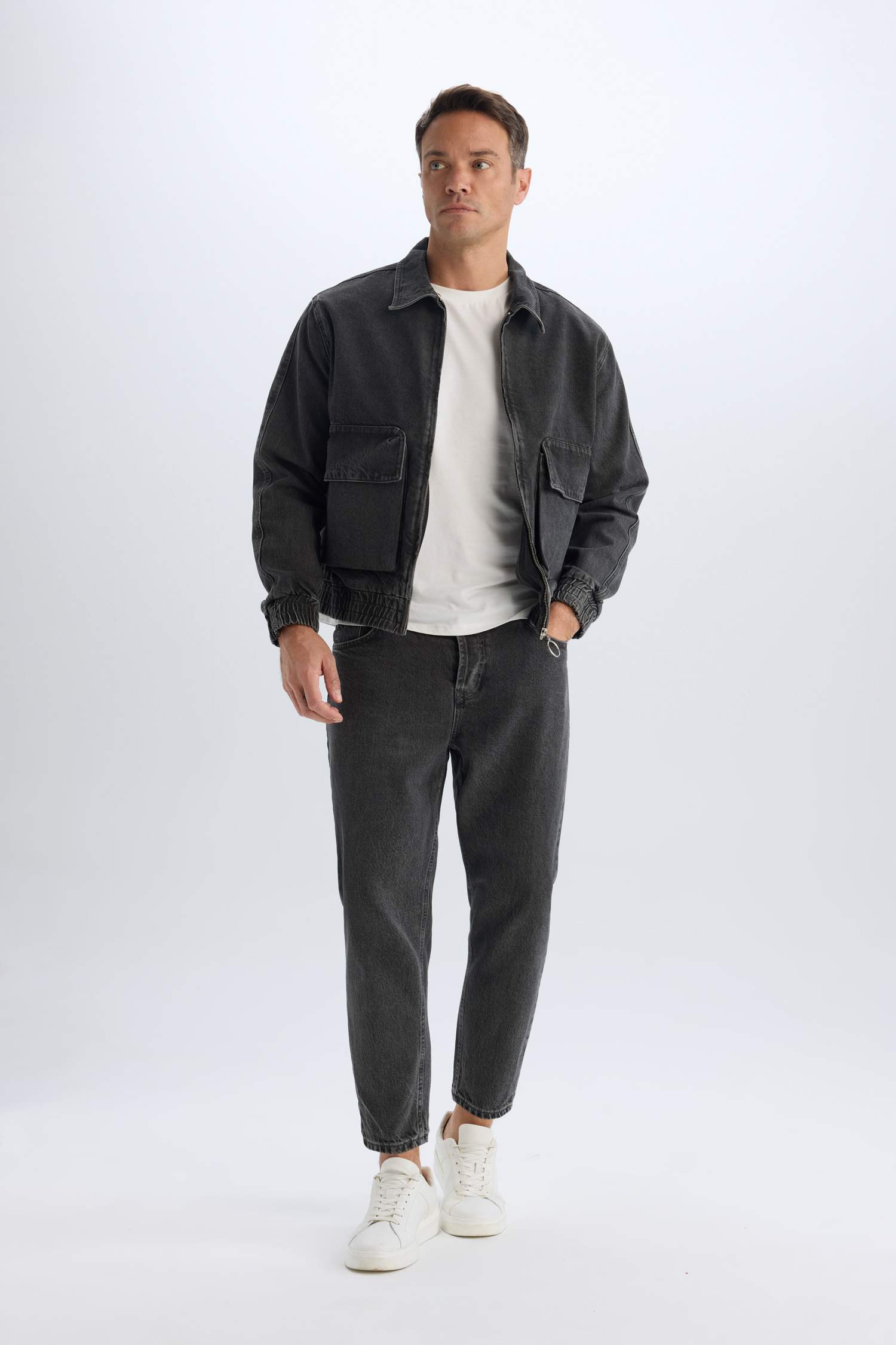 Relax Fit Polo Collar Zippered Pocket Washed Denim Jacket