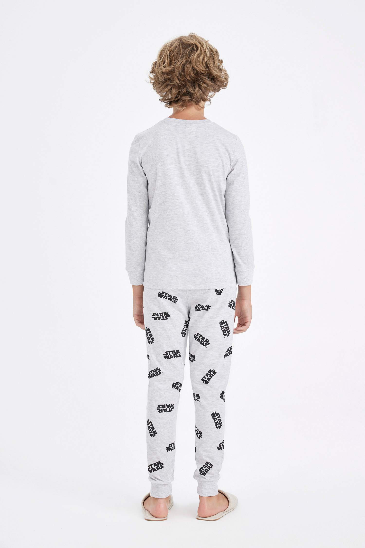طقم بيجاما ولادي قصة عادية من ستار وورز - قطعتين