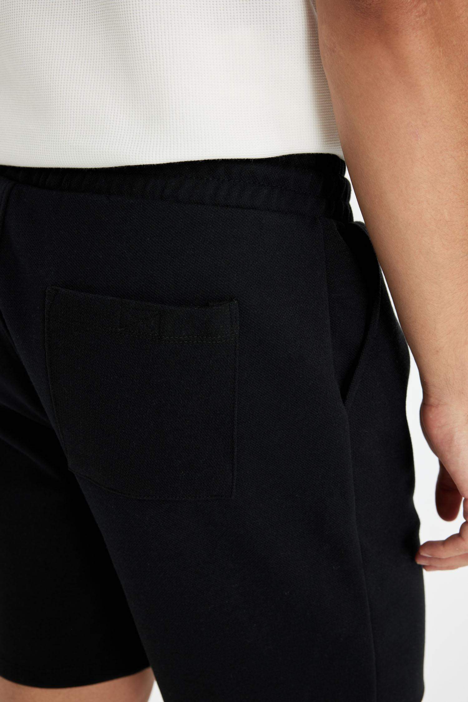 Regular Fit Basic Shorts