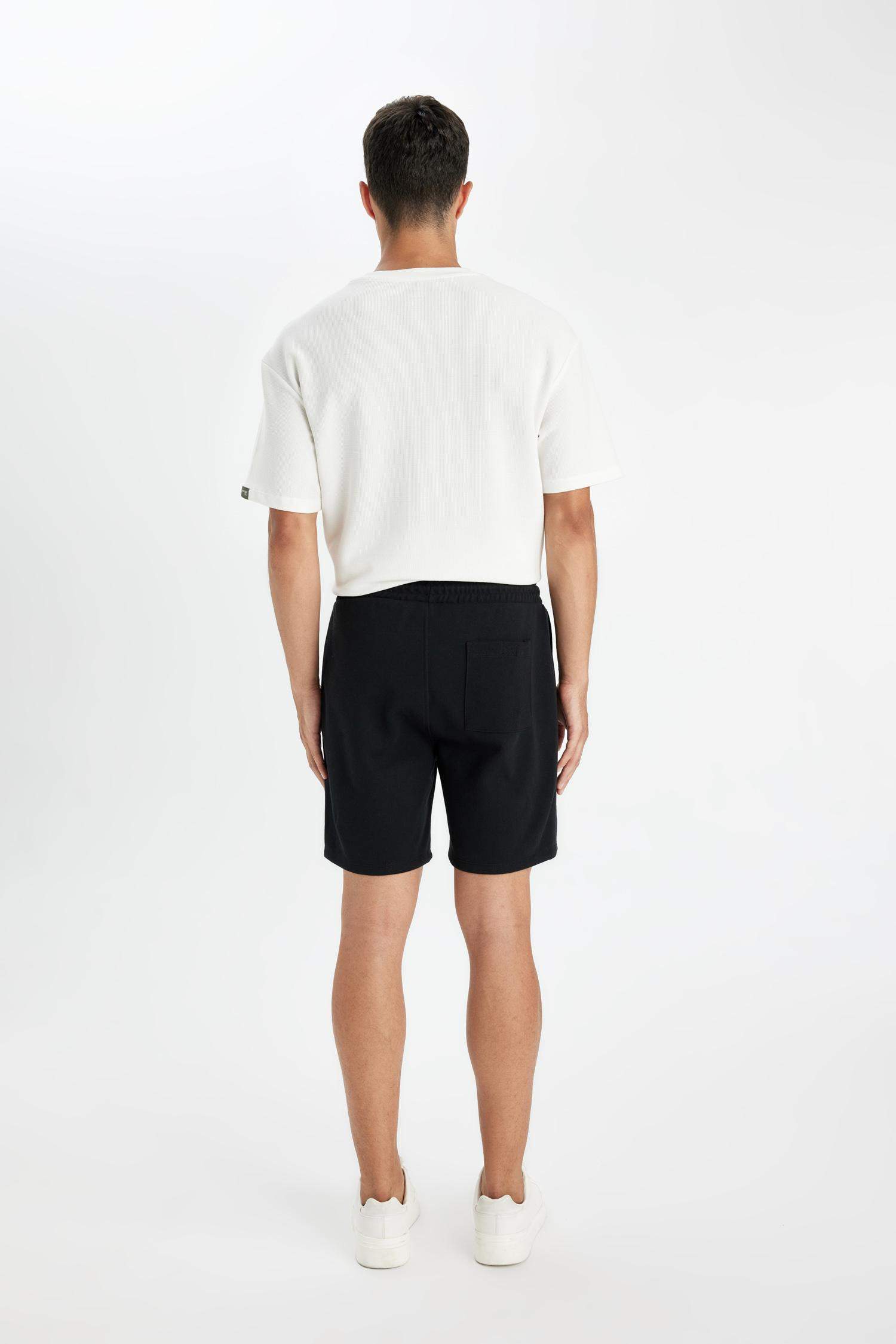 Regular Fit Basic Shorts