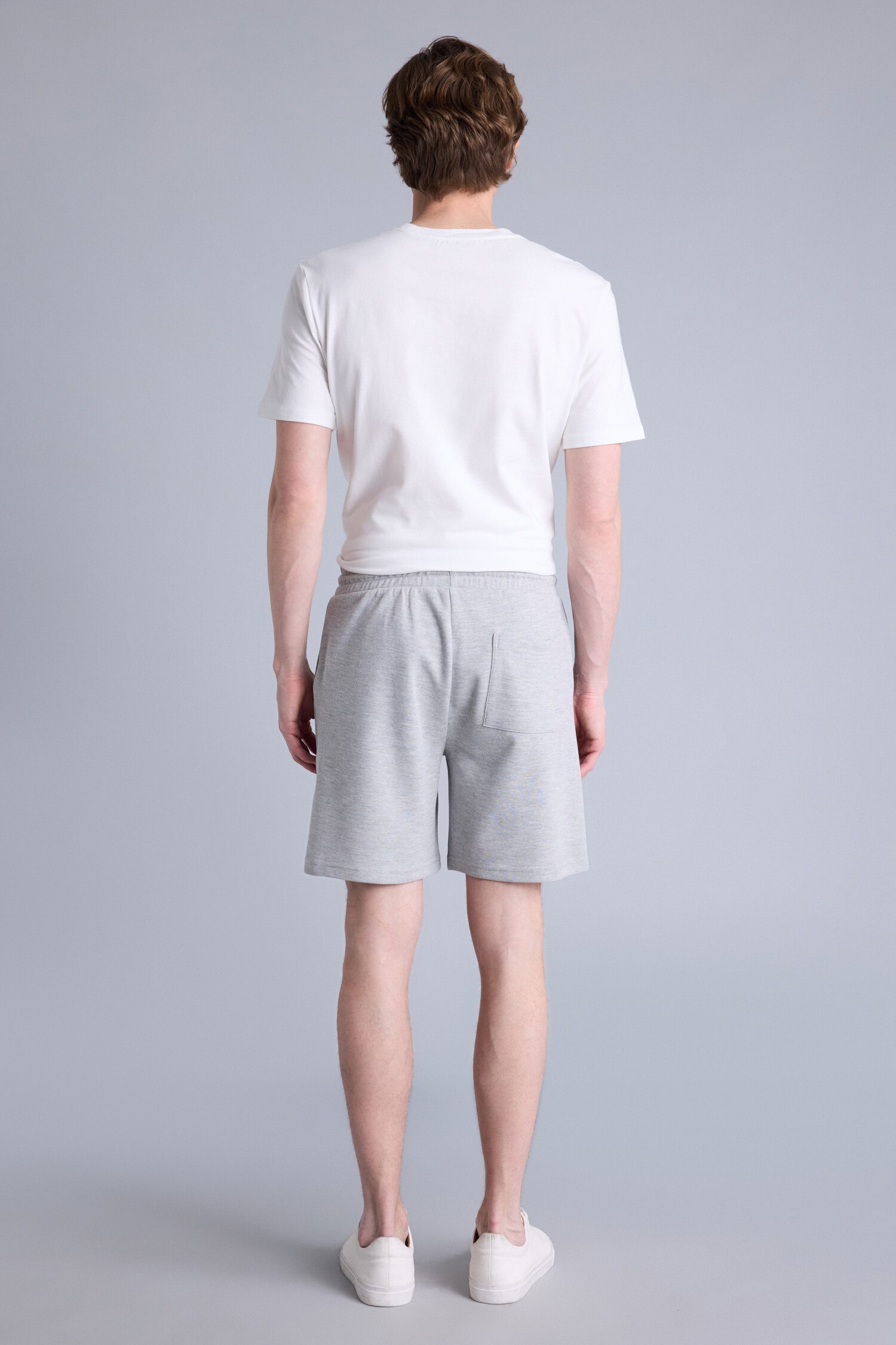DeFacto Regular Fit Basic Düz Şort görsel 5
