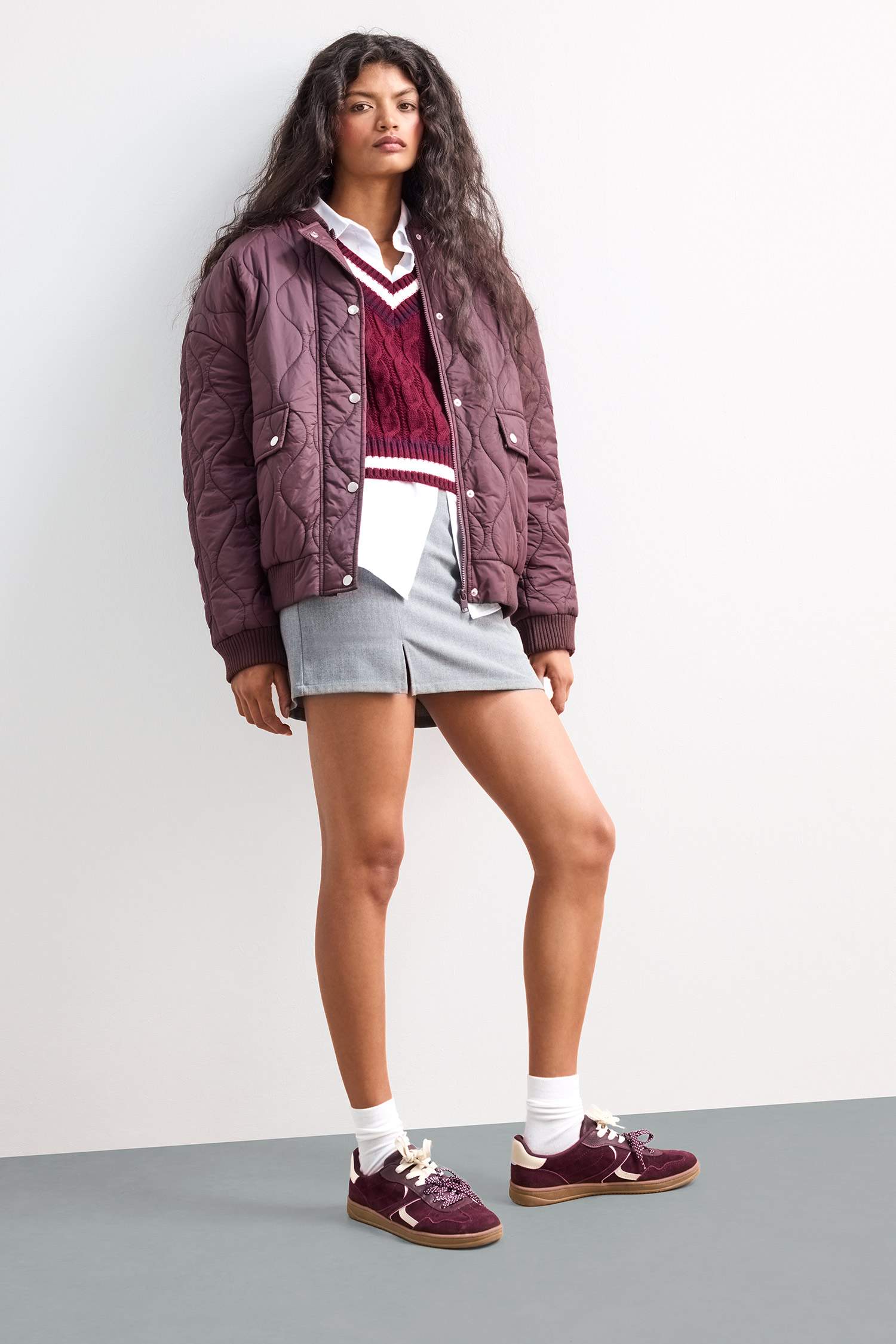 جيبة قصيرة بخصر عالي