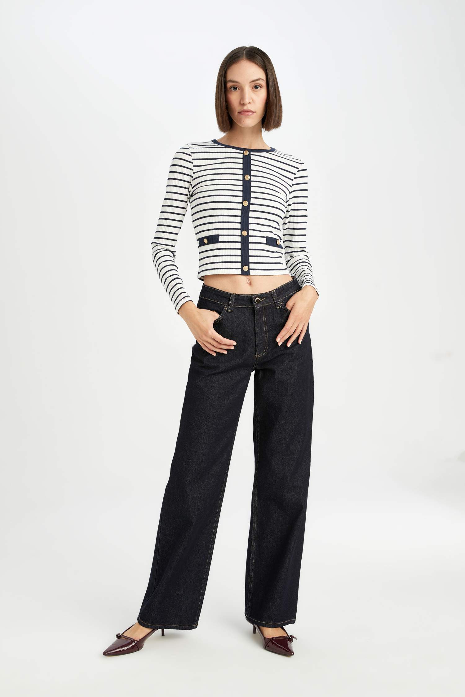 Slim Fit Dar Kesim Bisiklet Yaka Çizgili Düğmeli Smart Fitilli Kaşkorse Uzun Kollu Tişört