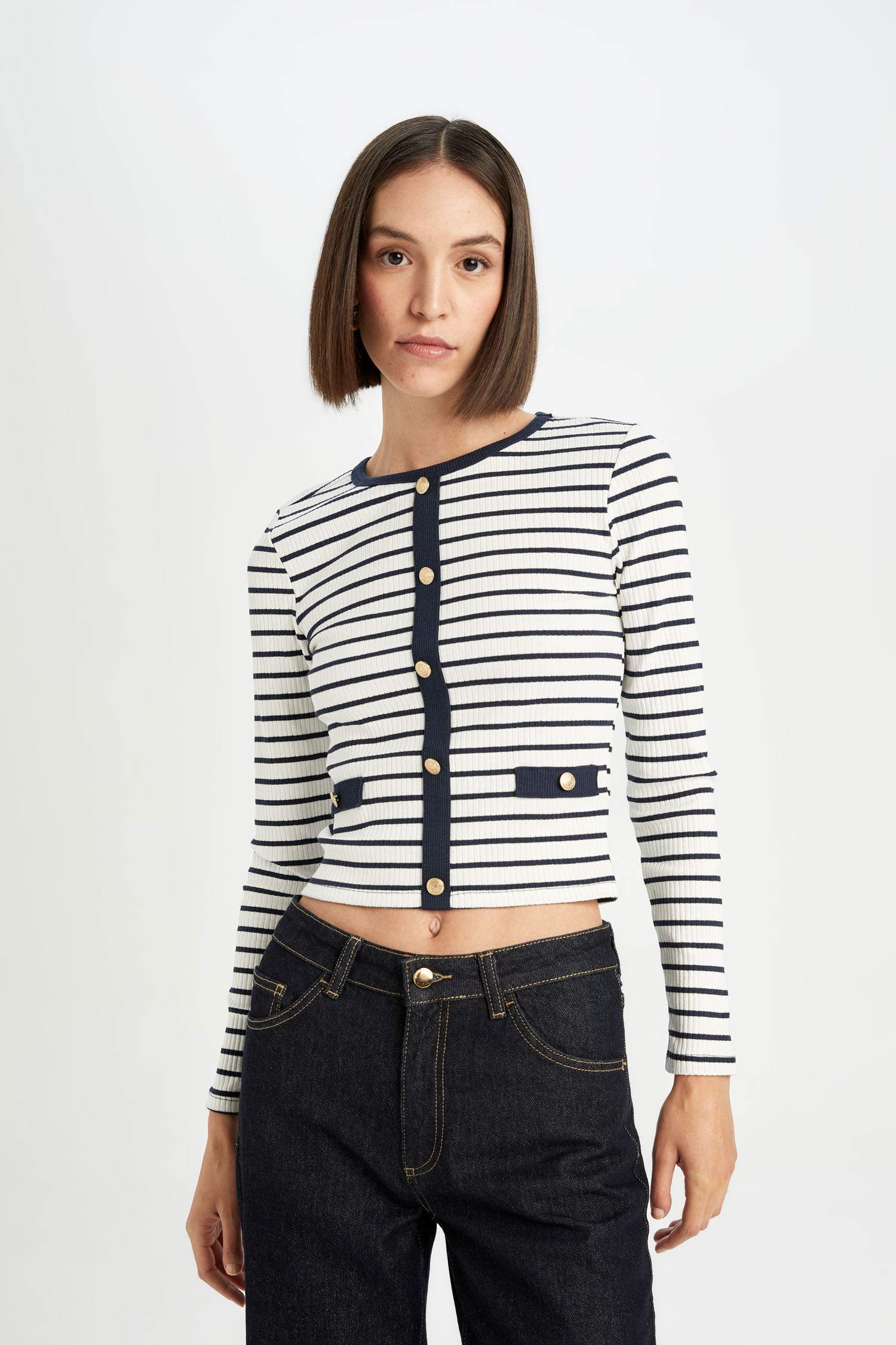 Slim Fit Dar Kesim Bisiklet Yaka Çizgili Düğmeli Smart Fitilli Kaşkorse Uzun Kollu Tişört