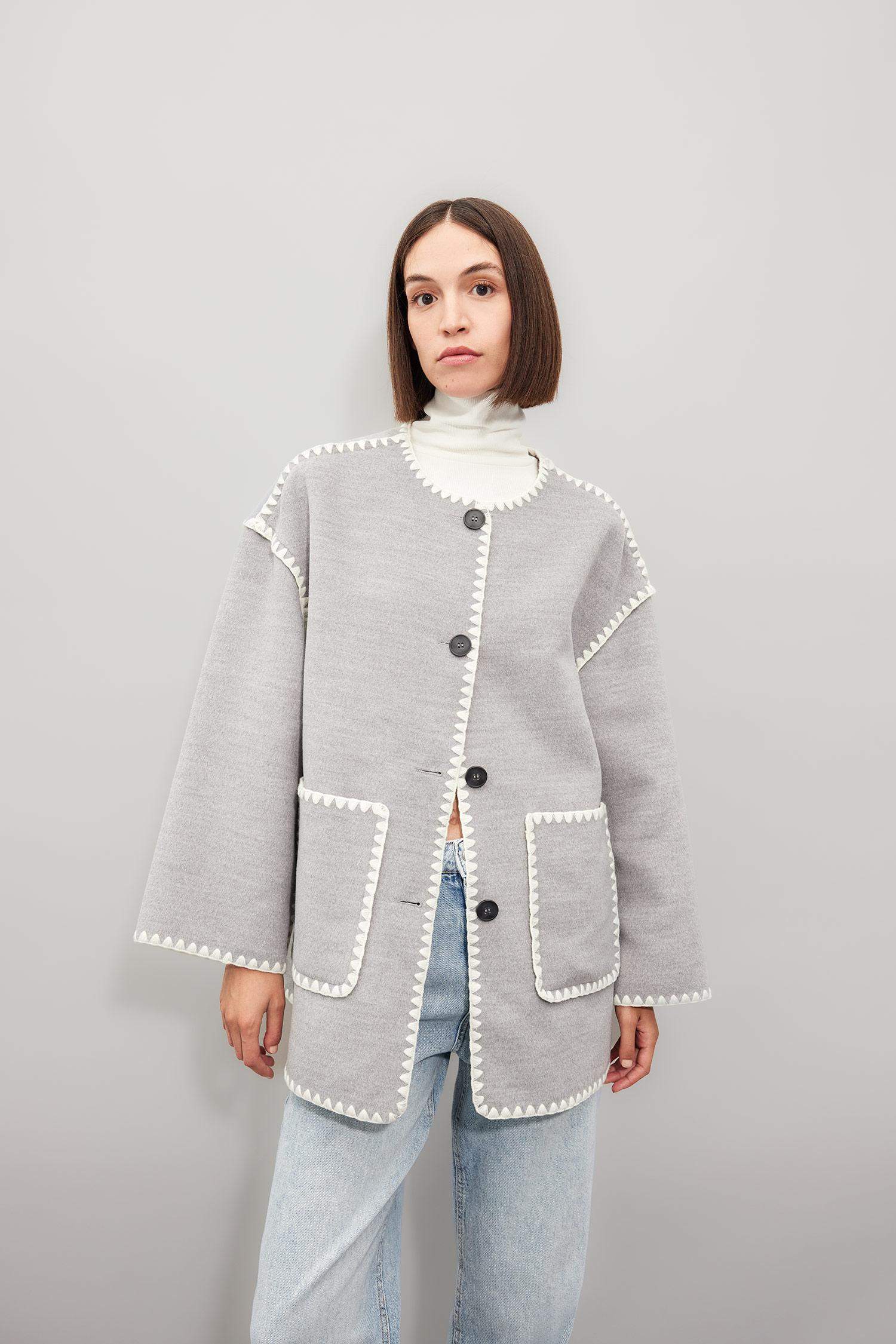 Relax Fit Cepli Düğmeli Çoban Dikişli Kaşe Mont