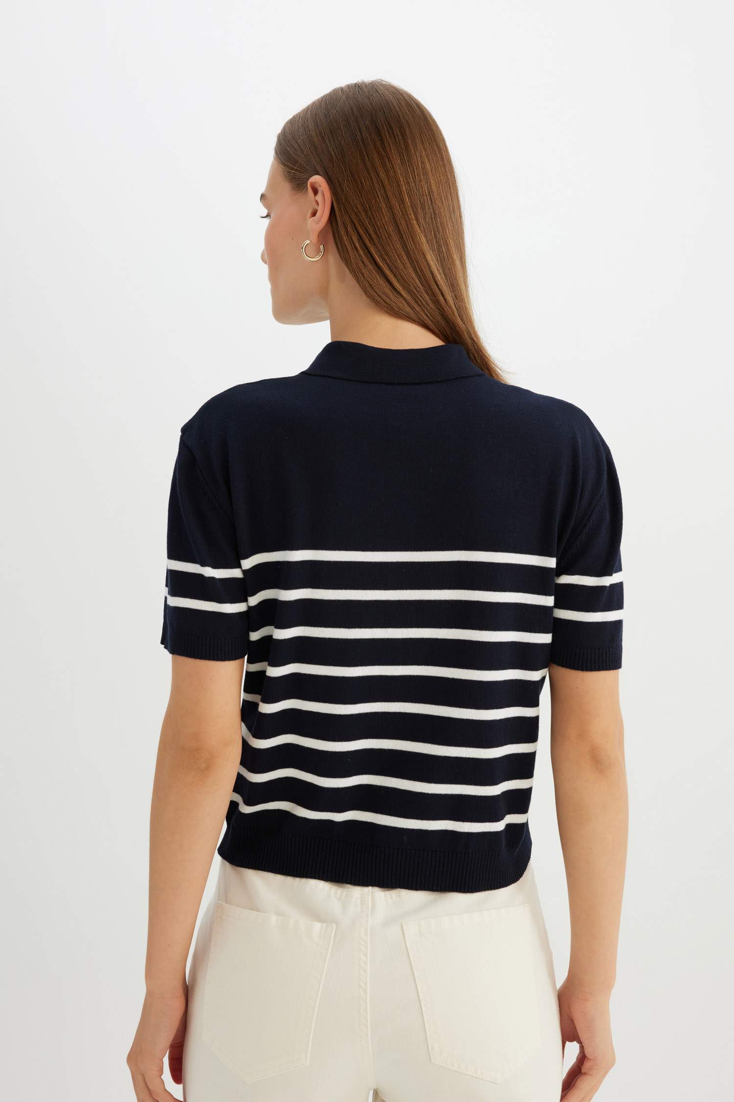 Pull rayé à col Polo à coupe régulière