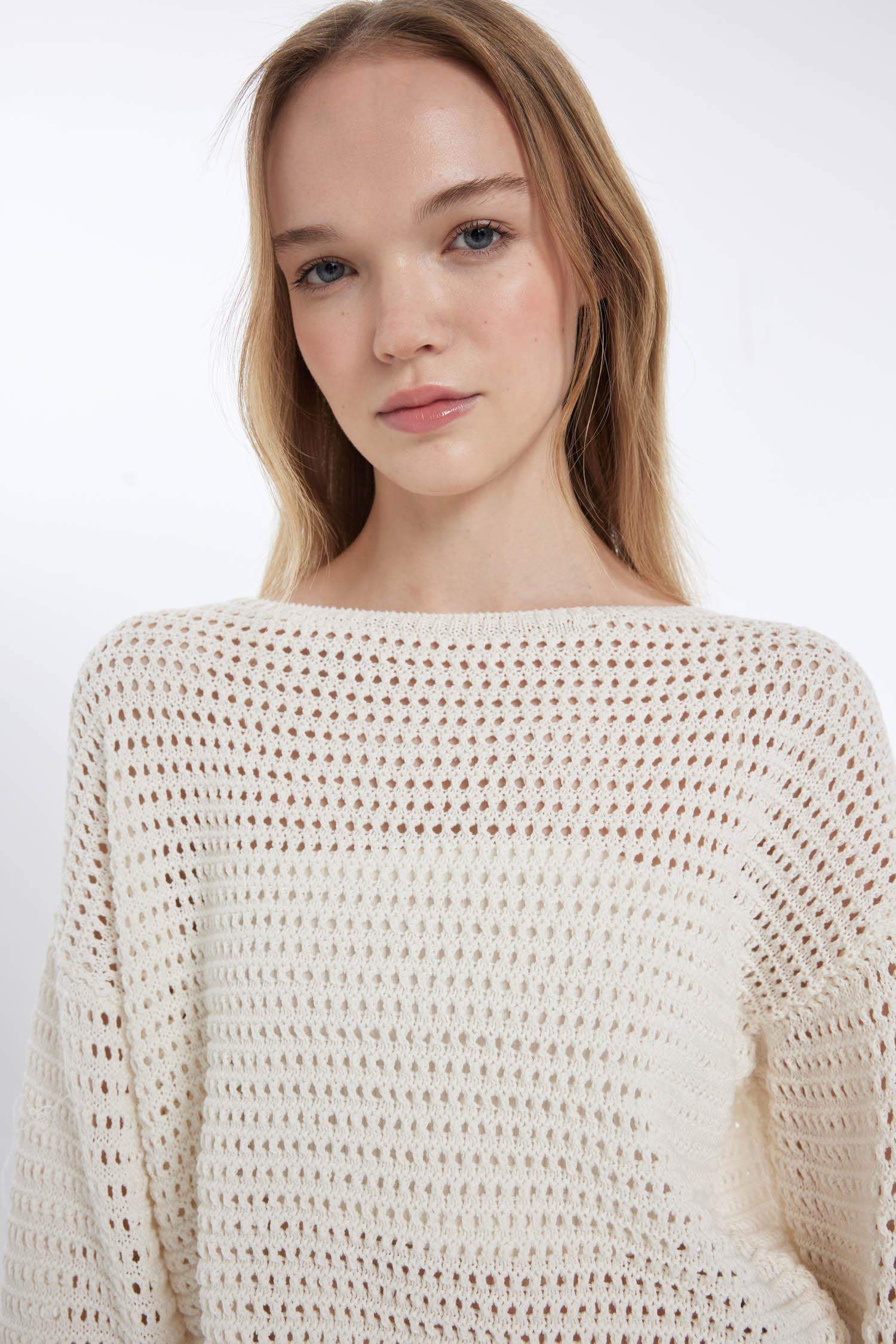 Regular Fit Crochet Pullover