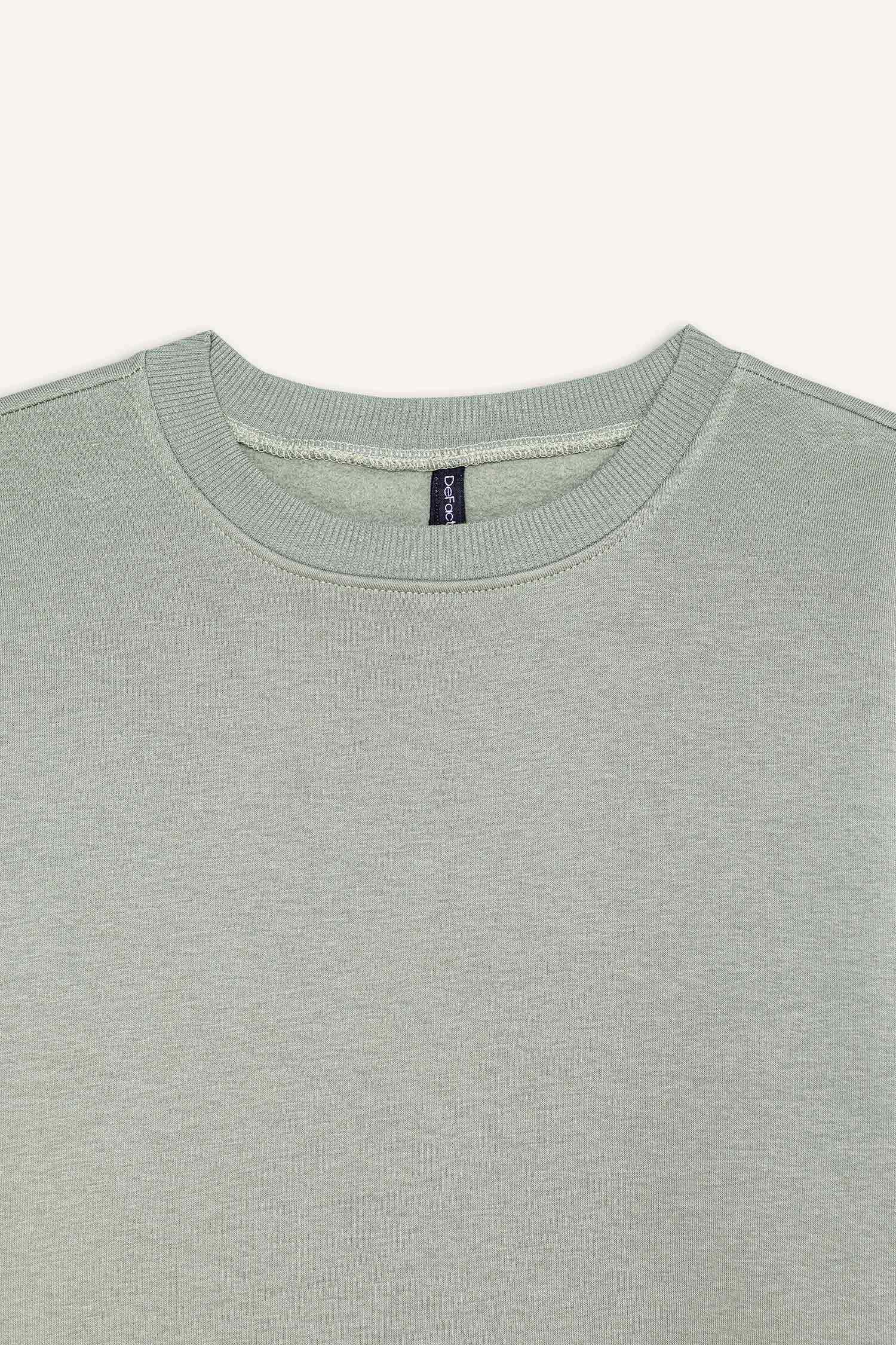 سويت شيرت بيزك أوفر سايز بياقة مستديرة