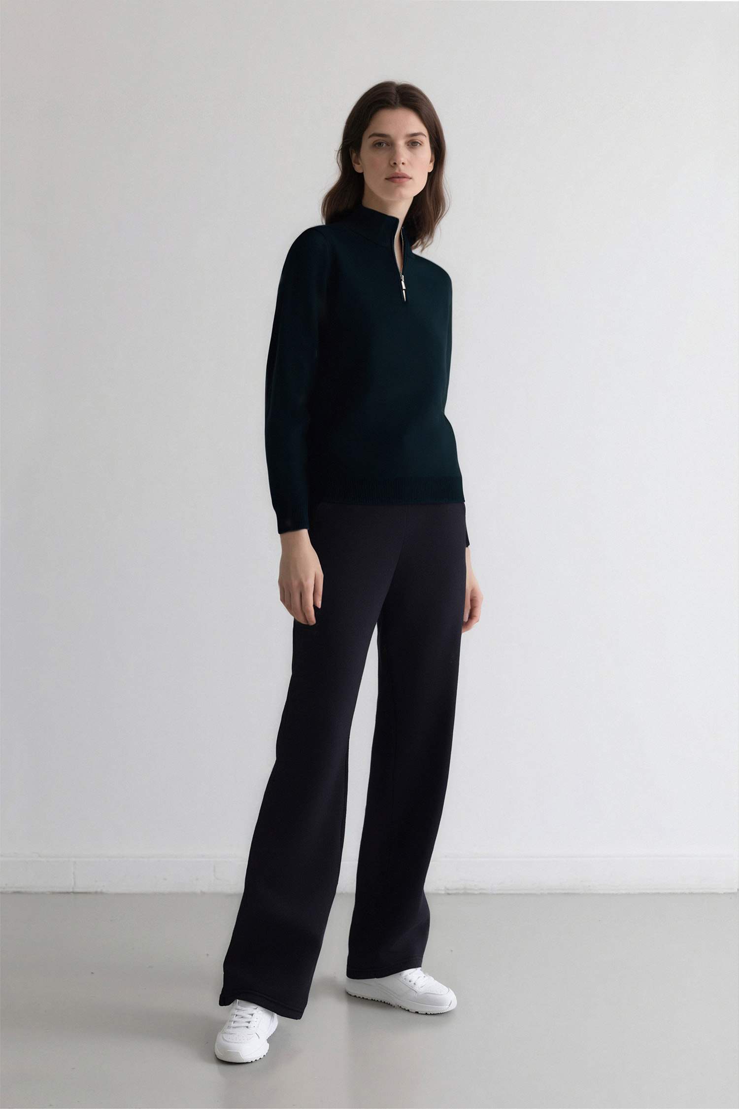 Straight Fit Basic Thick Sweatshirt Fabric Trousers