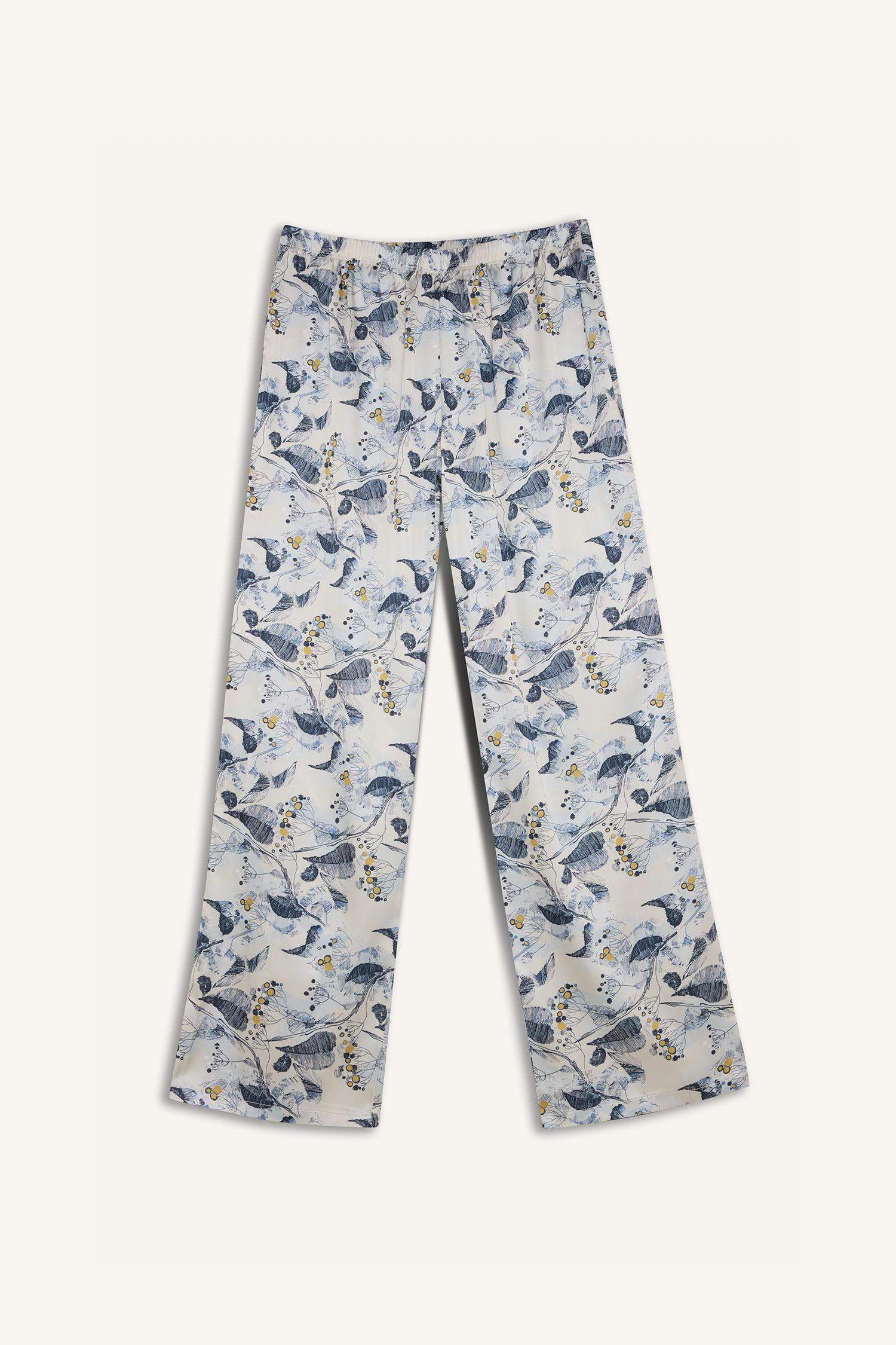 طقم بيجامة ستان من قطعتين من Fall in Love