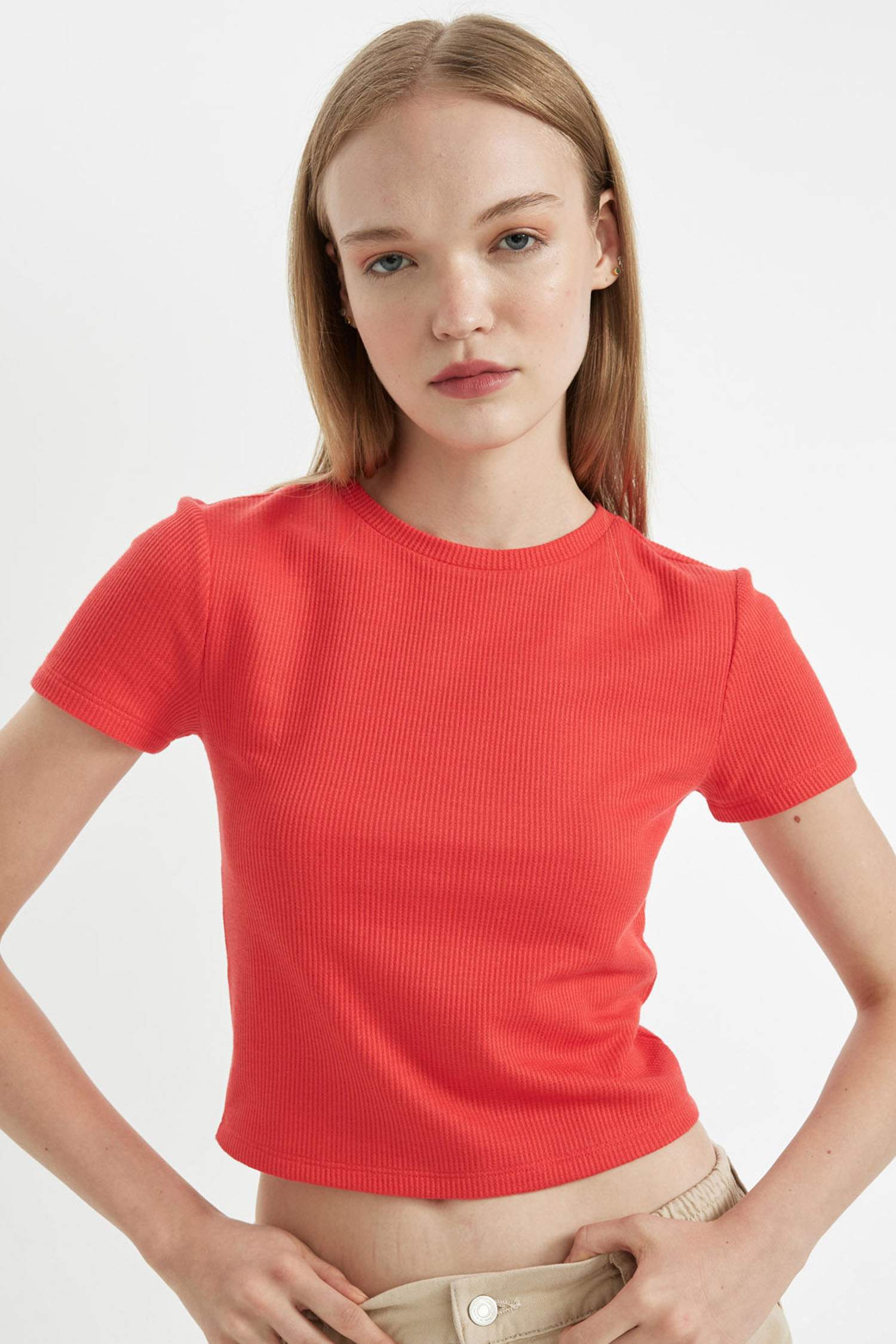 تيشيرت سامبل نص كم سليم فيت وافل