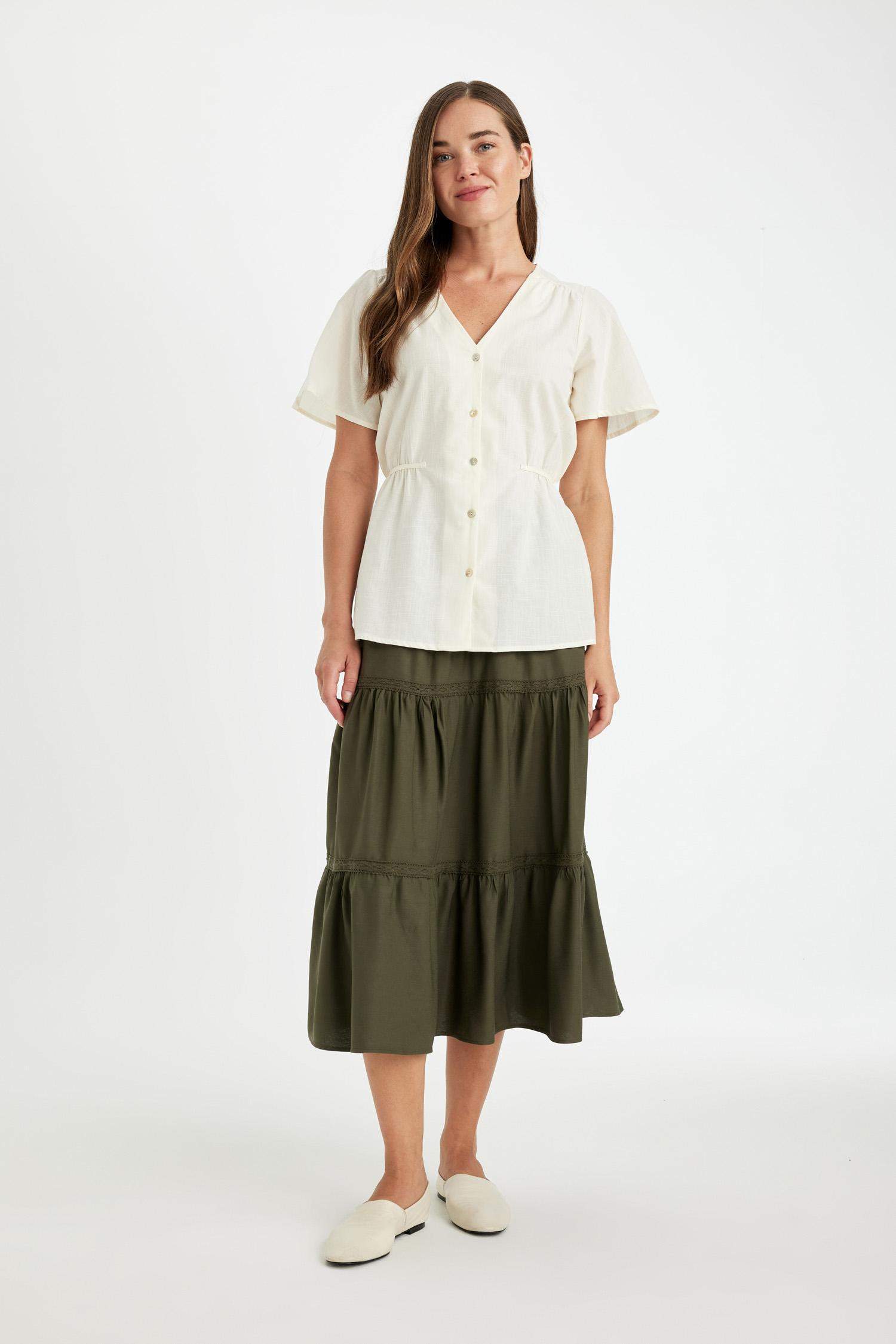 تنورة ميدي بالمندو قصة عادية