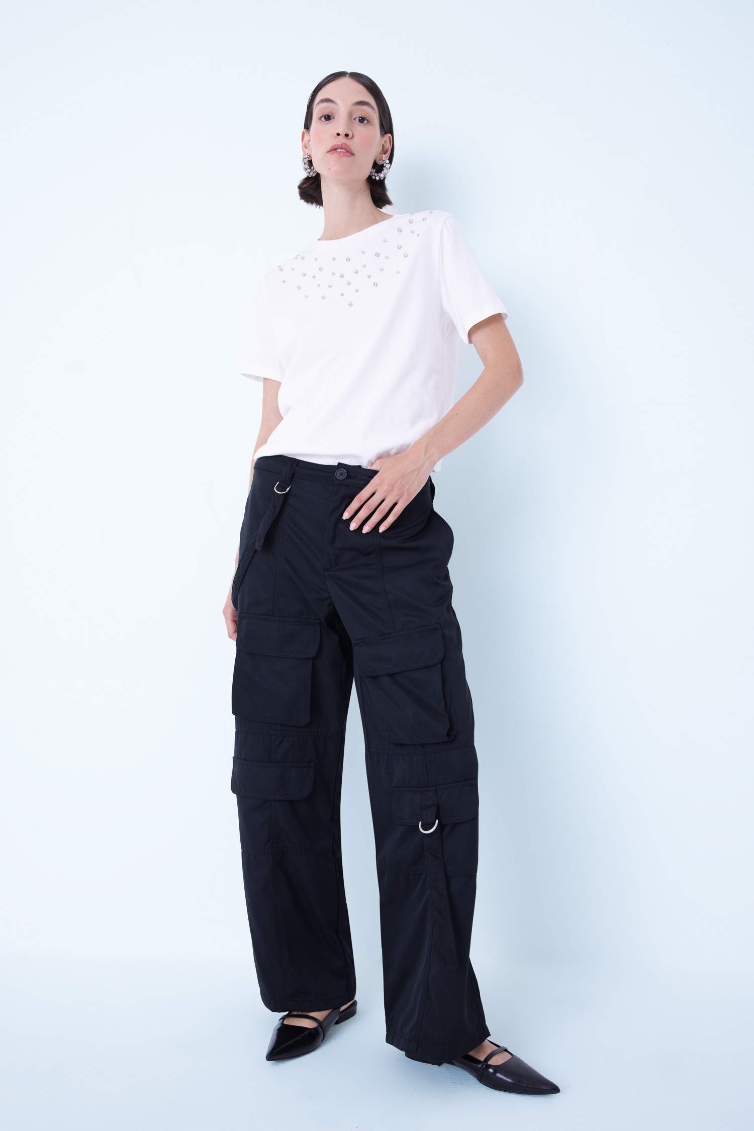 Regular Fit Bisiklet Yaka Taş Detaylı Casual Kısa Kollu Tişört