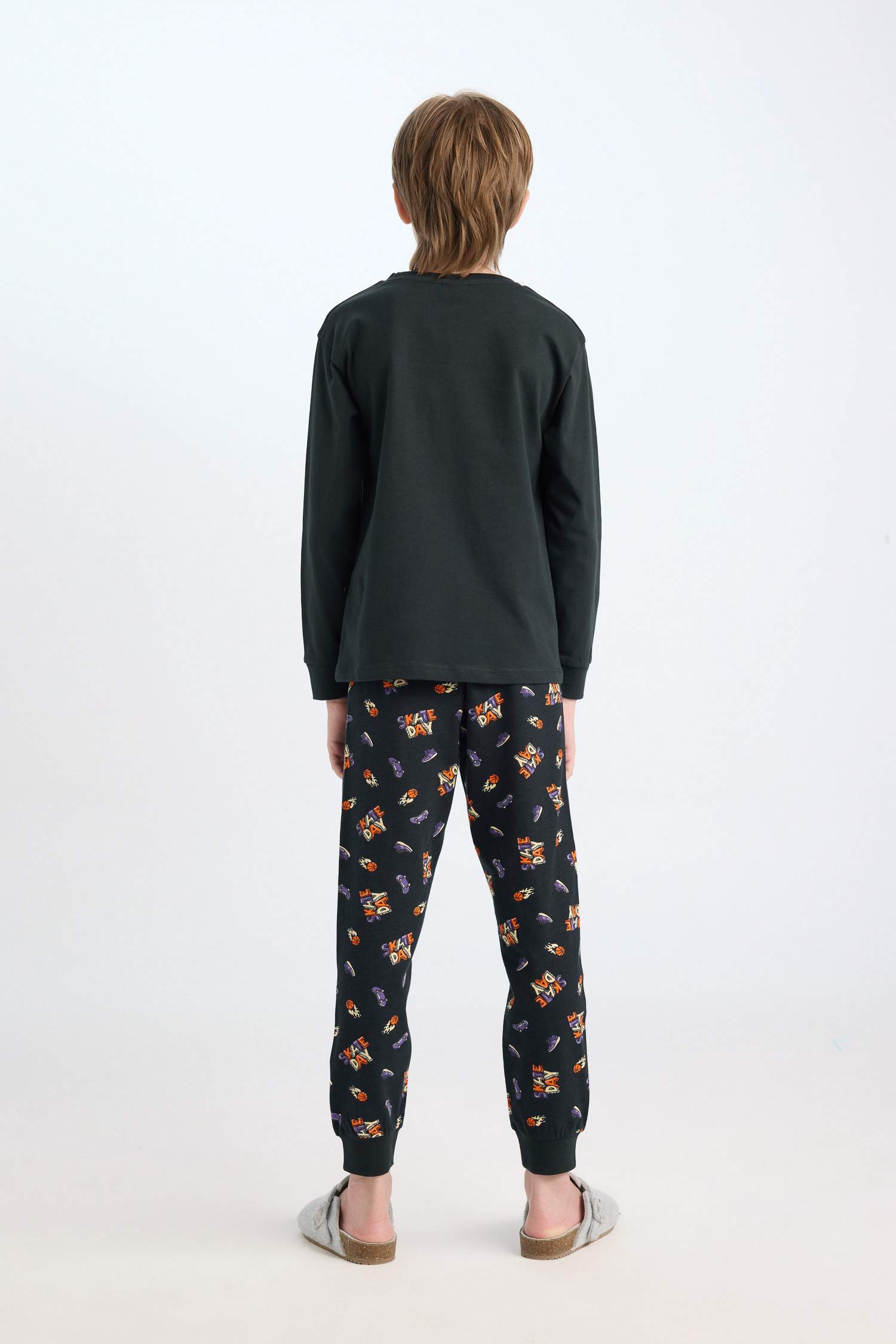 Erkek Çocuk Pijama Takımı Baskılı Uzun Kollu Üst Beli Lastikli Desenli Uzun Alt