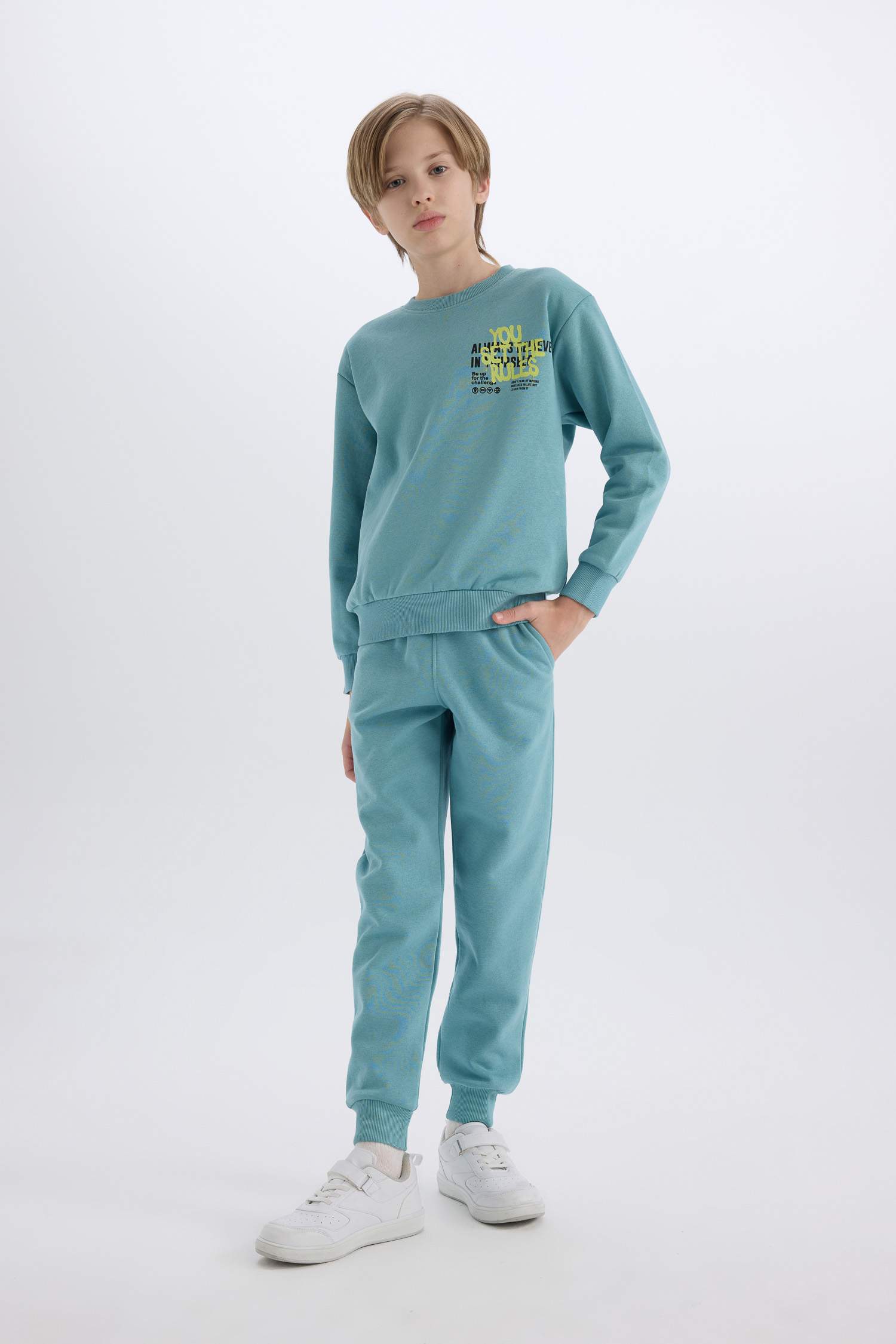 Erkek Çocuk 2'li Takım Baskılı Sweatshirt Eşofman Altı