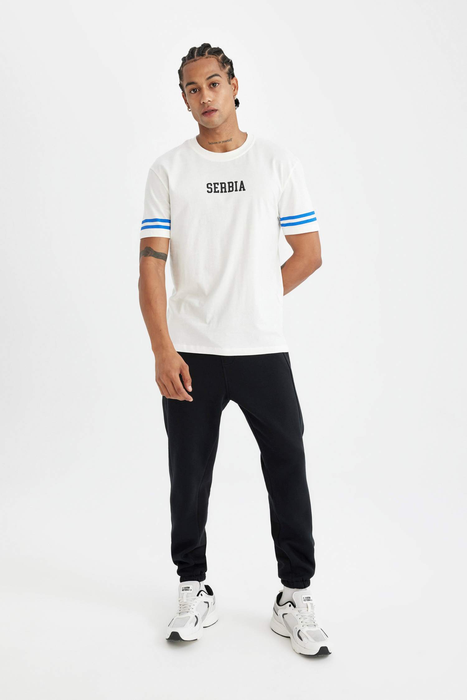 DeFactoFit Standard Fit Collar Printed Sports T-Shirt