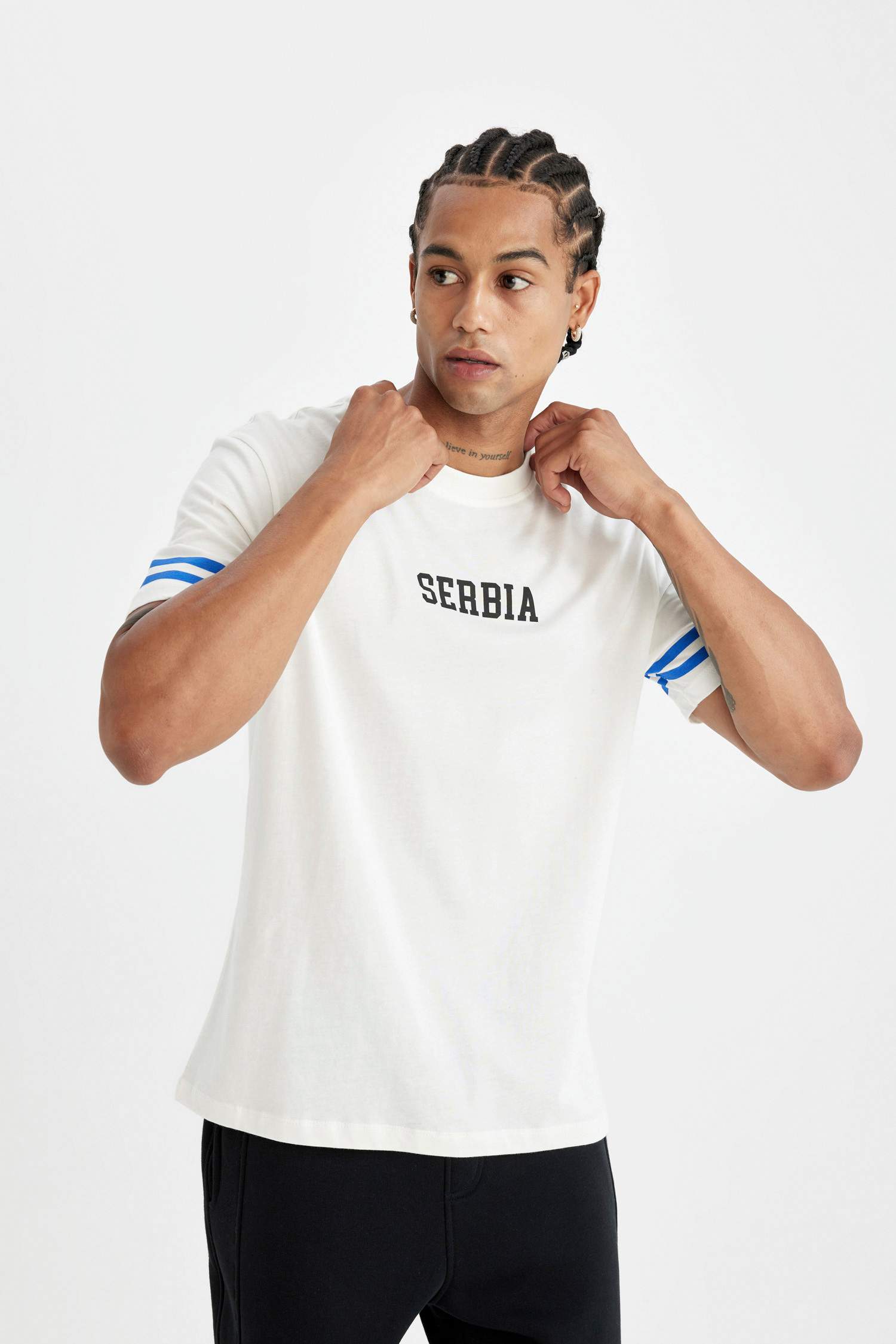 DeFactoFit Standard Fit Collar Printed Sports T-Shirt