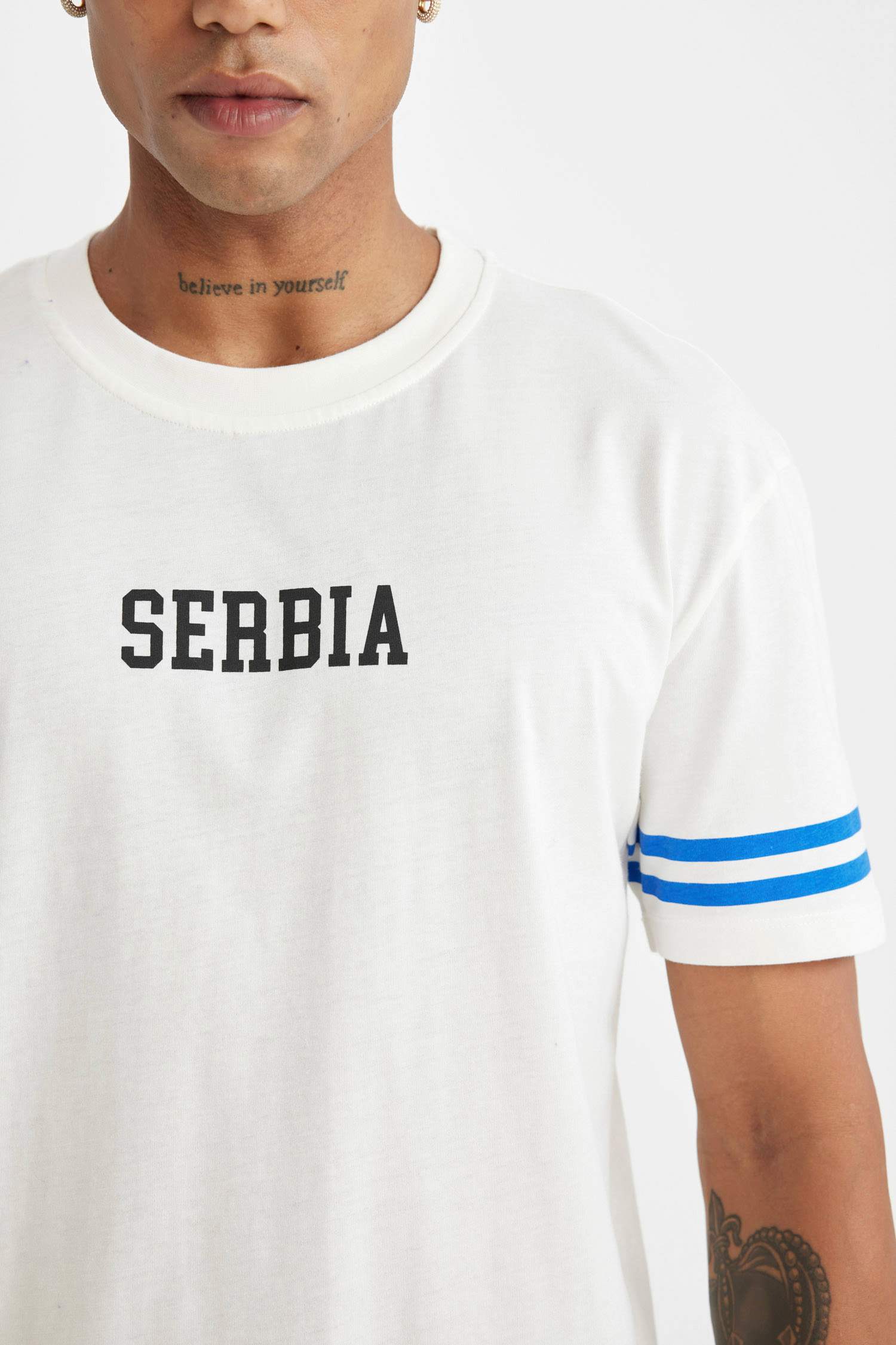 DeFactoFit Standard Fit Collar Printed Sports T-Shirt