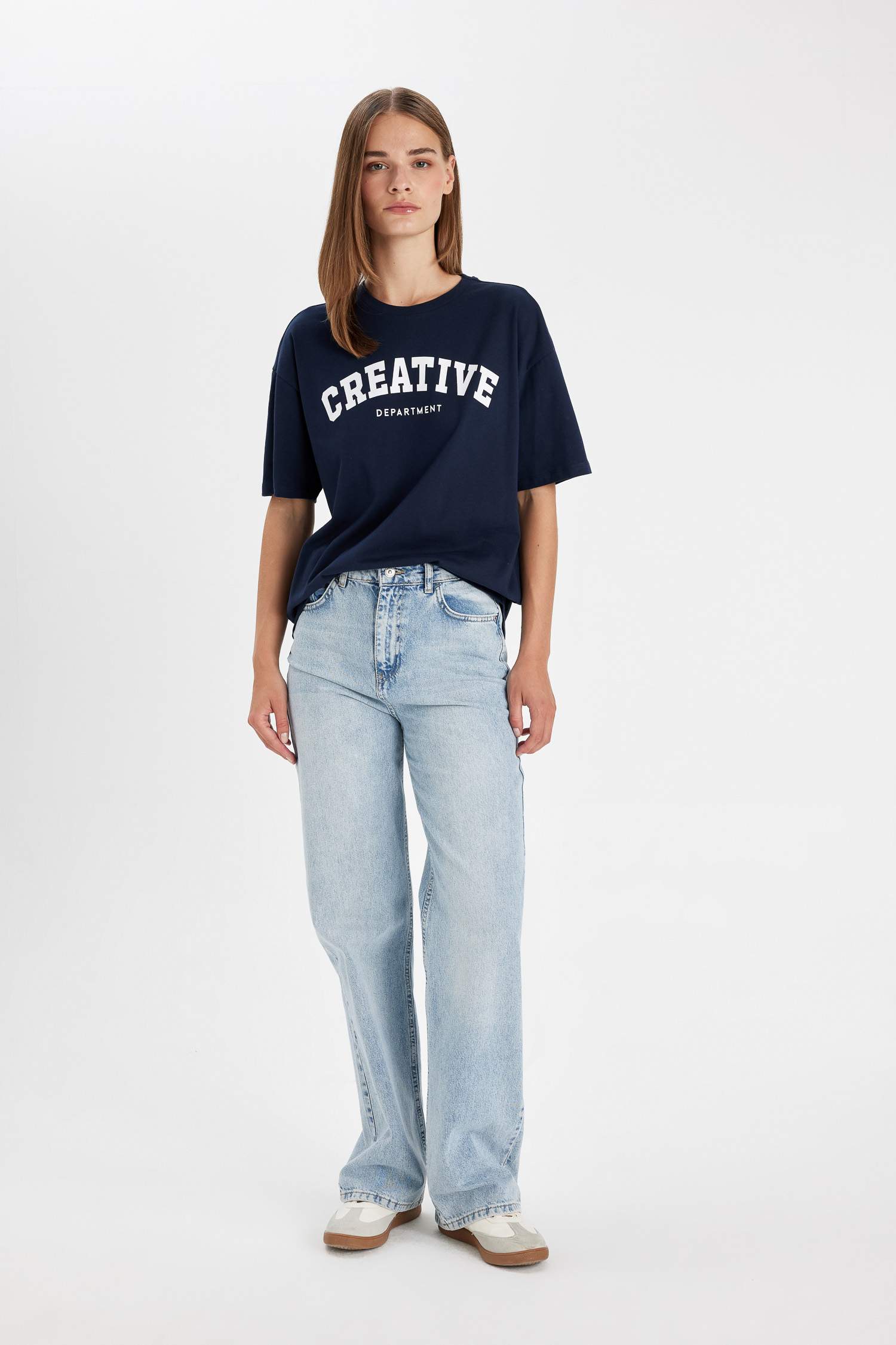 تيشيرت نص كم واسع برقبة مستديرة