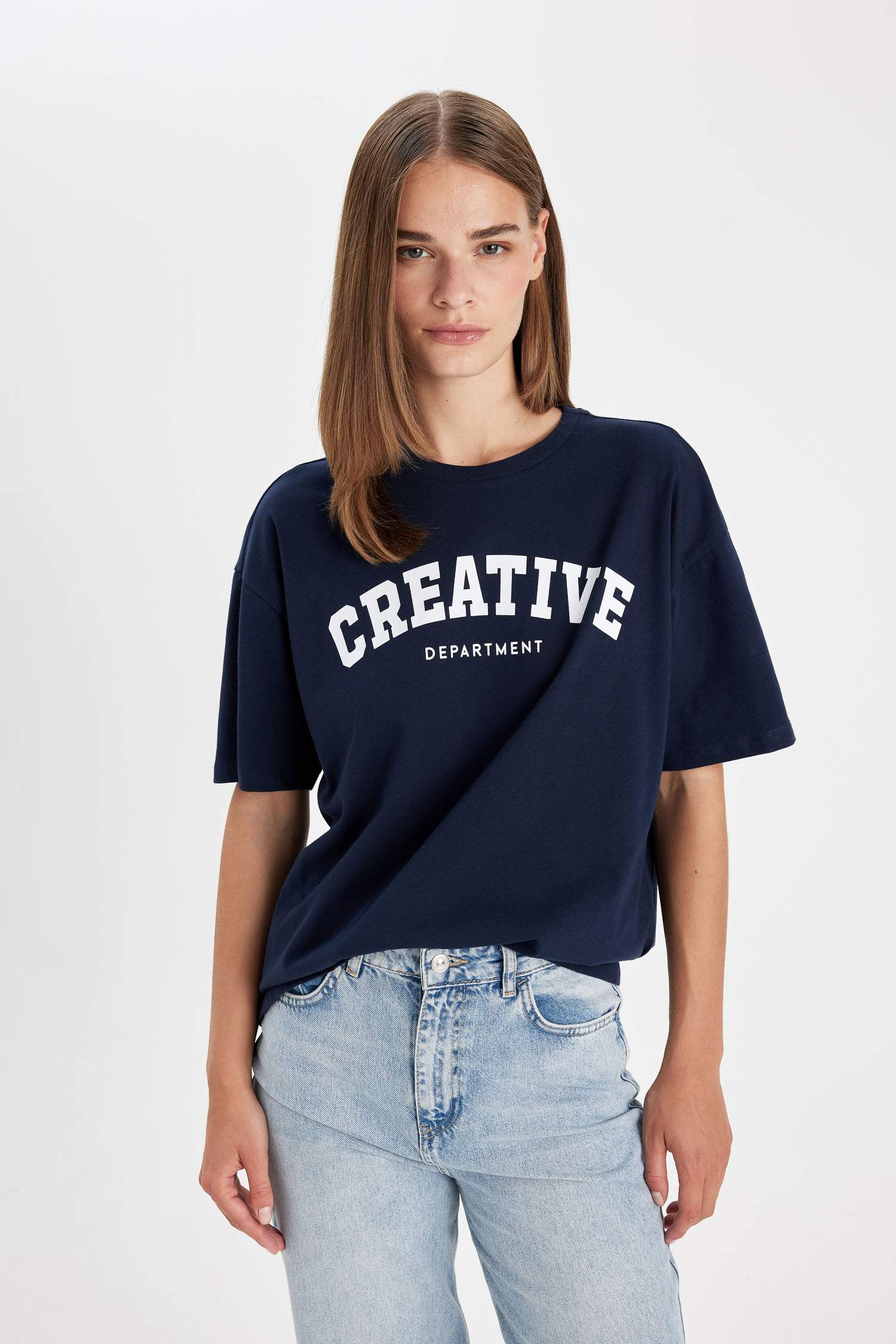 تيشيرت نص كم واسع برقبة مستديرة