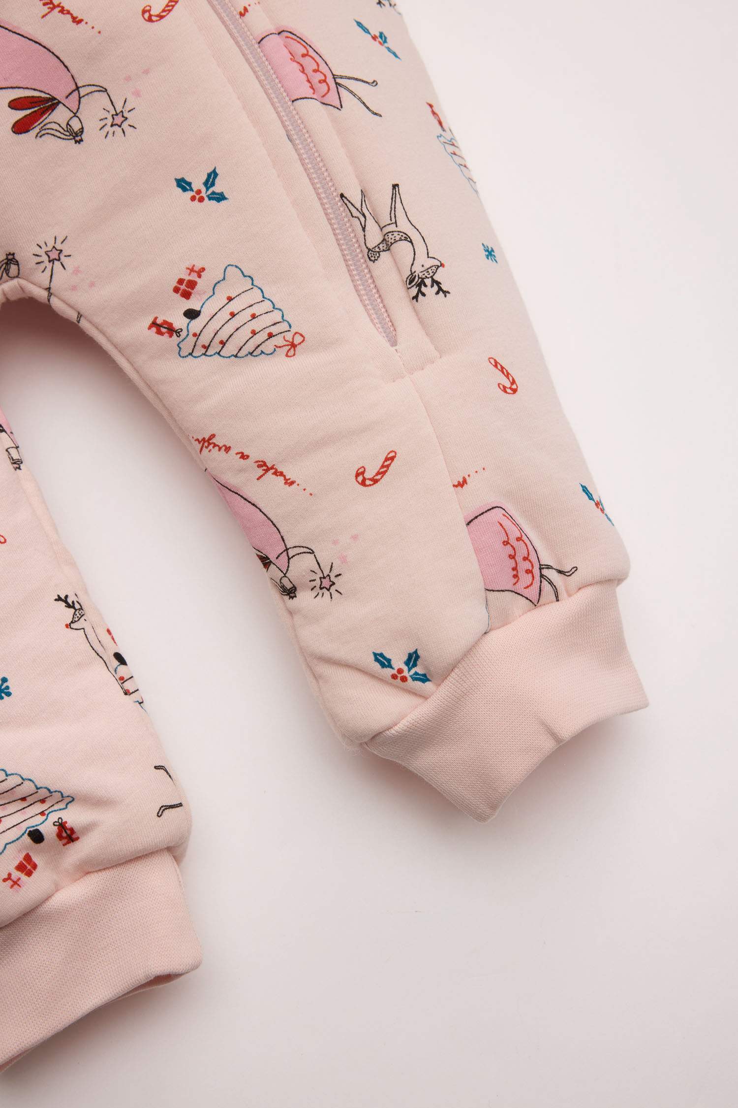 Kız Bebek Yenidoğan Fermuarlı 2,5 Tog Elyaf Yılbaşı Temalı Uzun Kollu Penye Uyku Tulumu