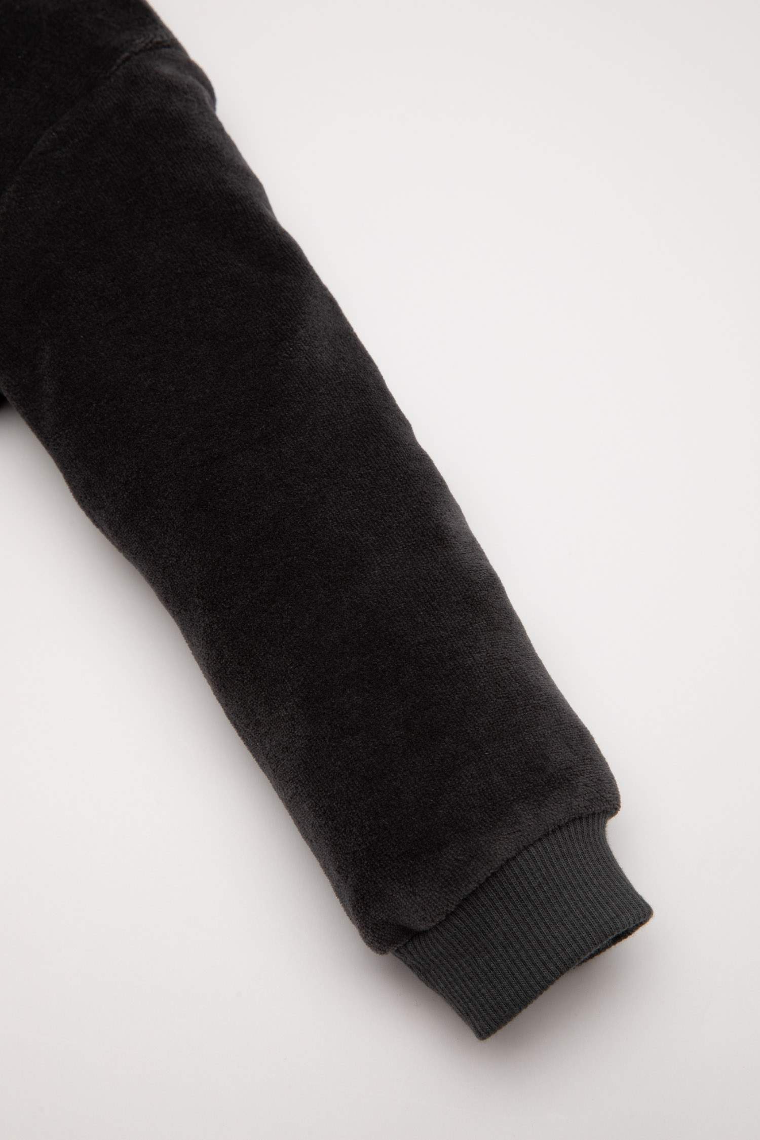 Erkek Bebek Pijama Takım Penguen Desenli Velur Uzun Kollu Üst Beli Lastikli Uzun Alt