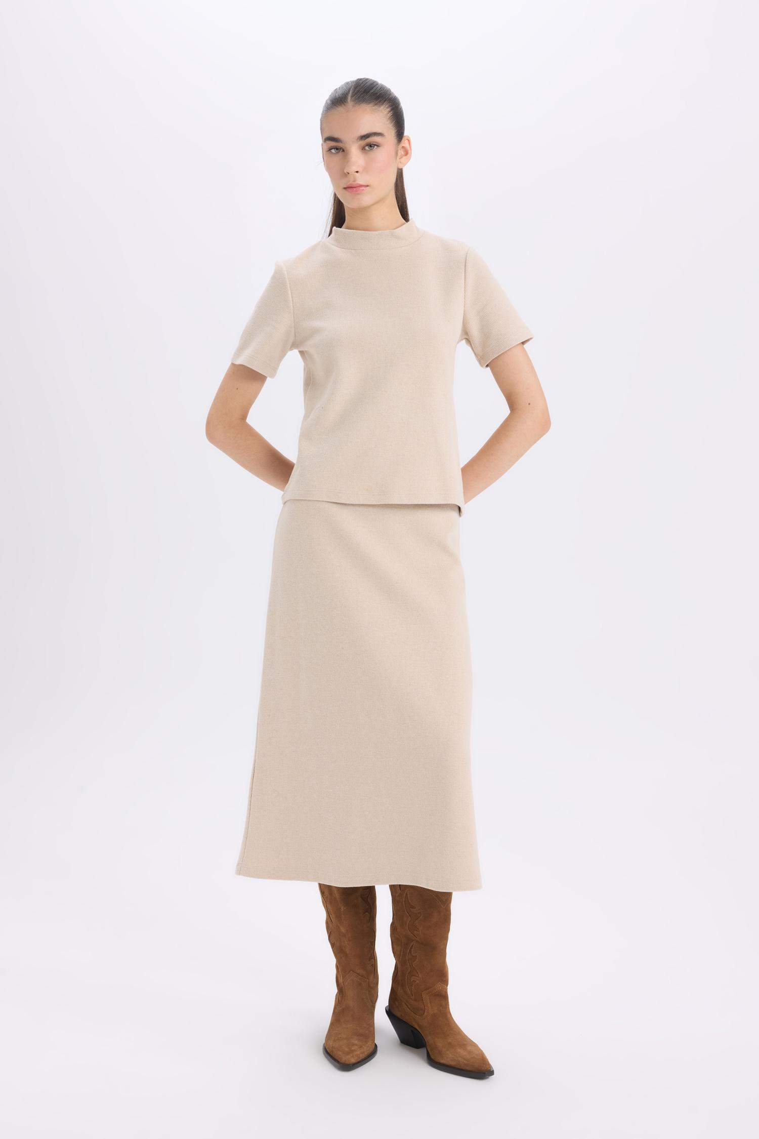 A Cut Normal Waist Maxi Knitted Skirt