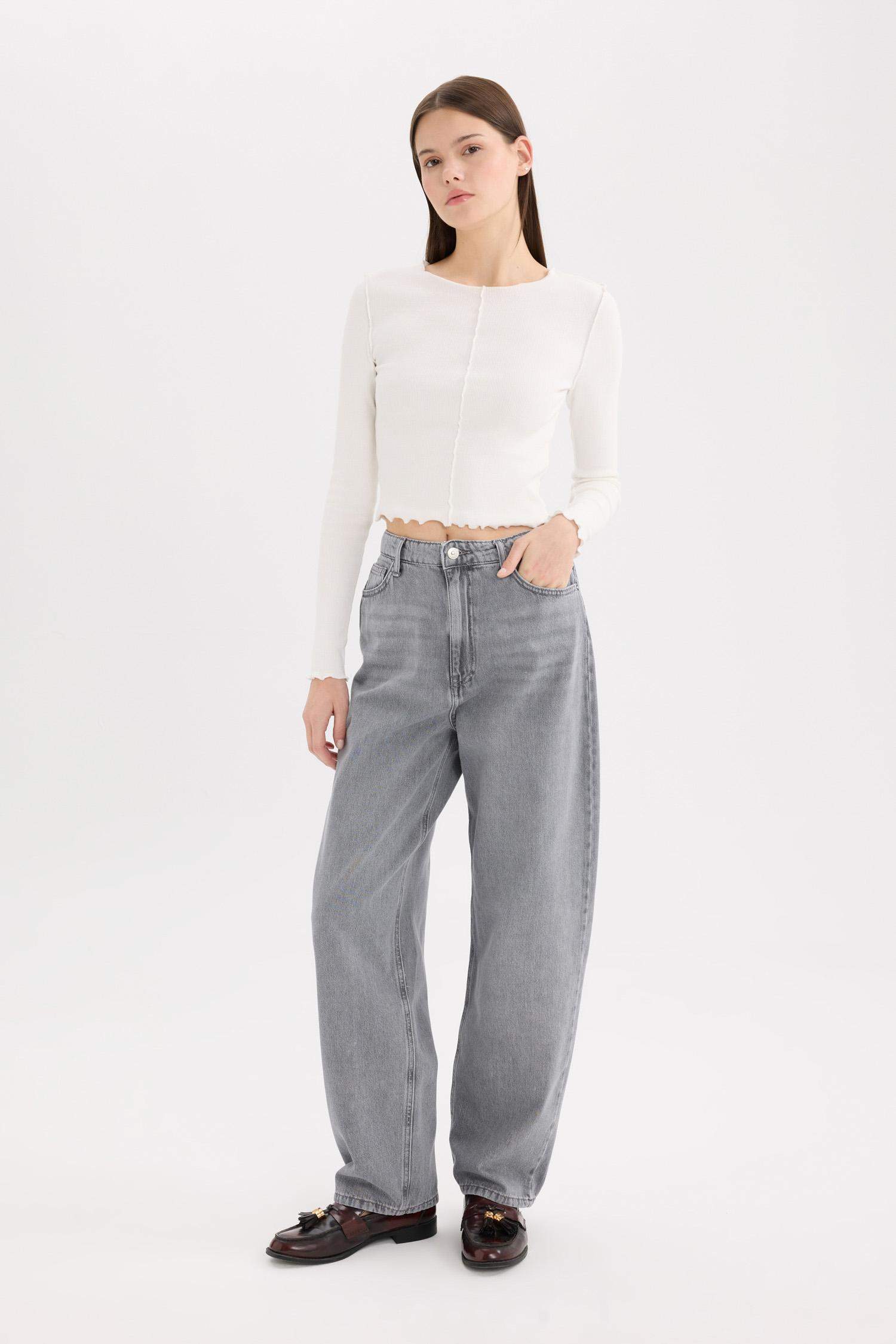 Baggy Fit Yüksek Bel Düz Paça Uzun Jean Yıkamalı Pantolon