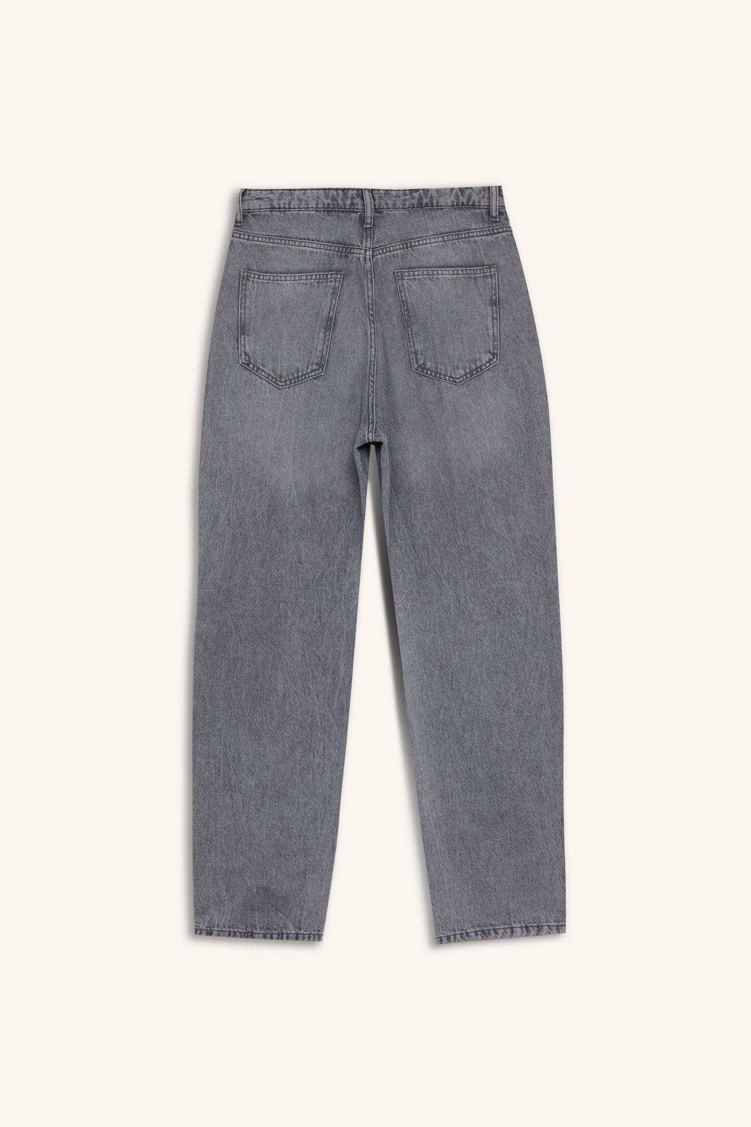 Baggy Fit Yüksek Bel Düz Paça Uzun Jean Yıkamalı Pantolon