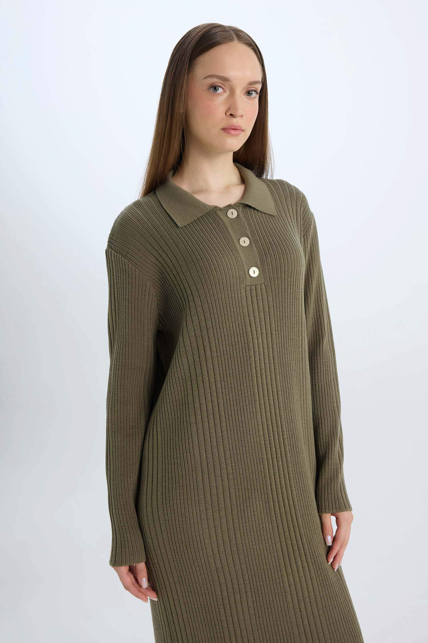 فستان طويل كم طويل قصة عادية برقبة بولو