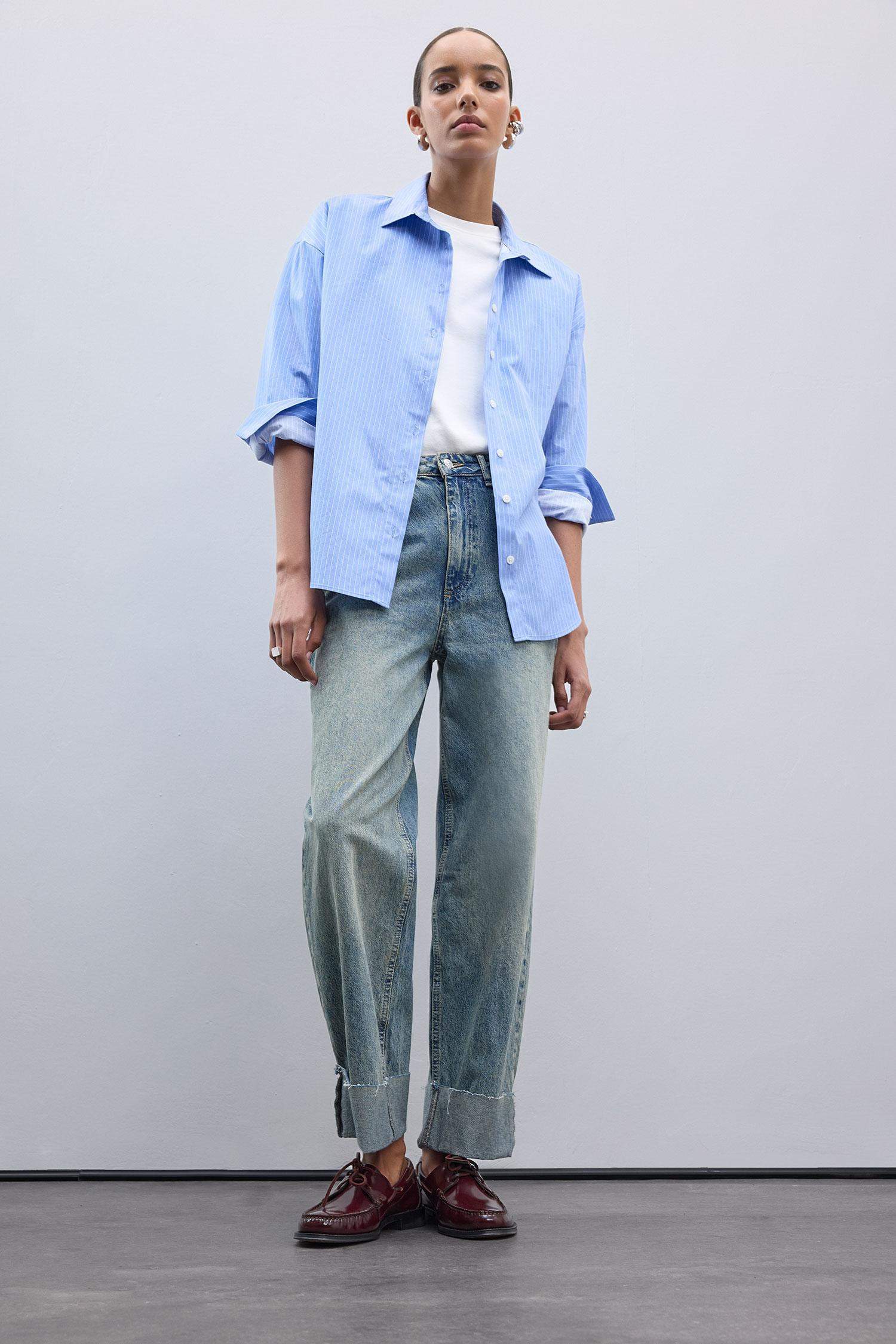 Baggy Fit High Waist Folded Leg Ankle Length Washed Jeans