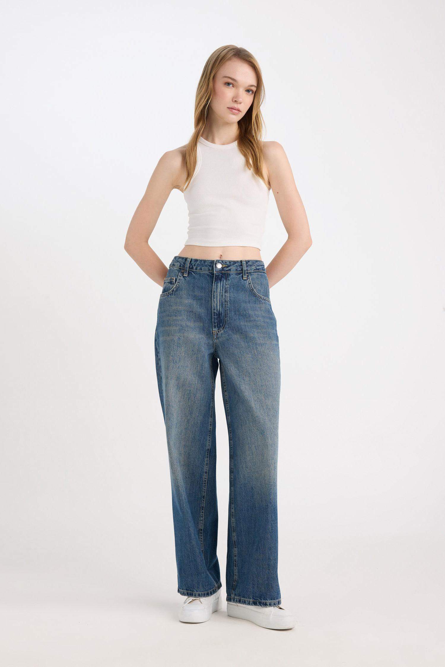 Baggy Fit Yüksek Bel Katlamalı Paça Bilek Boy  Yıkamalı Jean Pantolon