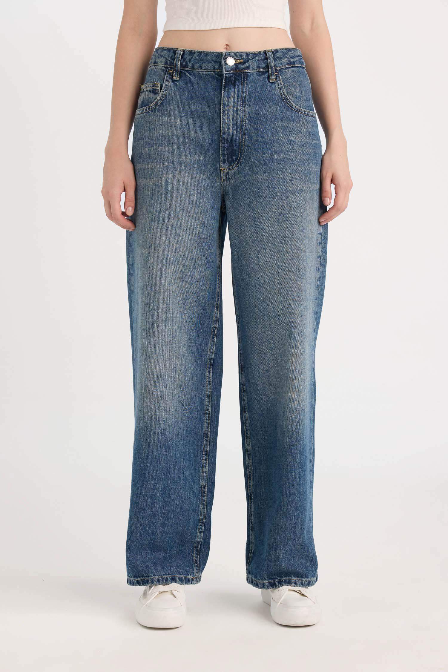 Baggy Fit Yüksek Bel Katlamalı Paça Bilek Boy  Yıkamalı Jean Pantolon