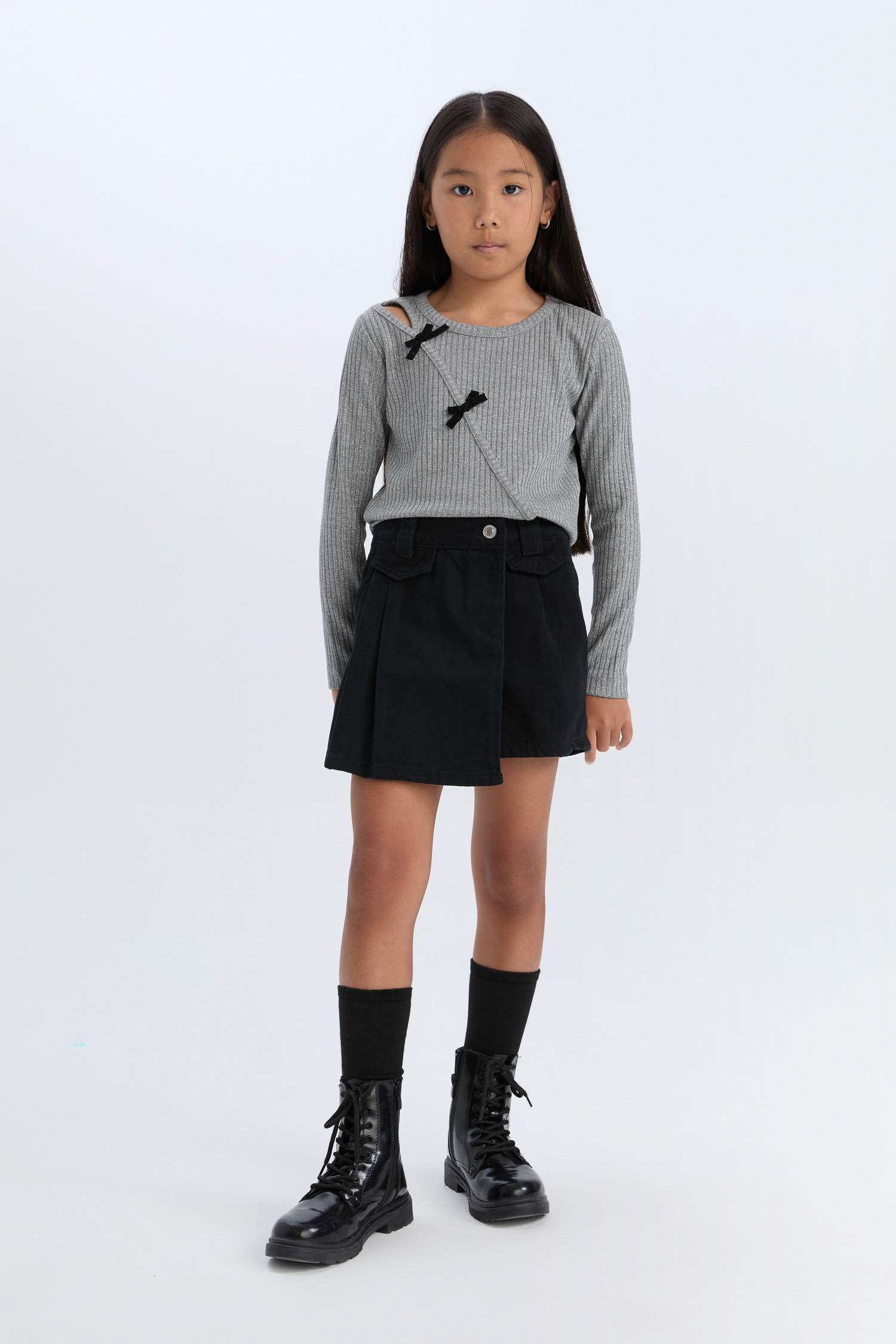 T-shirt Slim côtelé à col rond et manches longues à nœuds