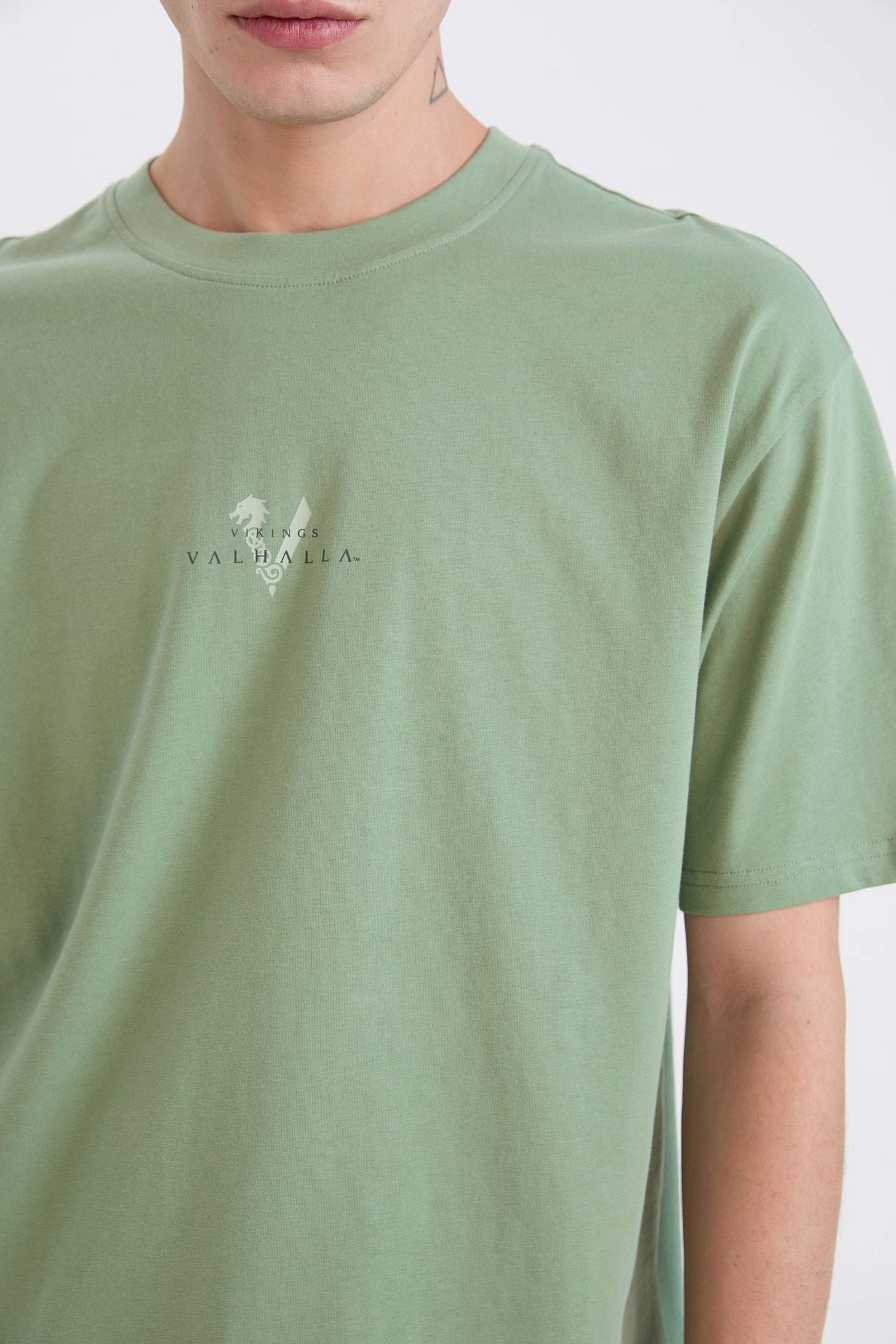 %100 Pamuk Vikings Valhalla Boxy Fit Bisiklet Yaka Sırt Baskılı Kısa Kollu Tişört