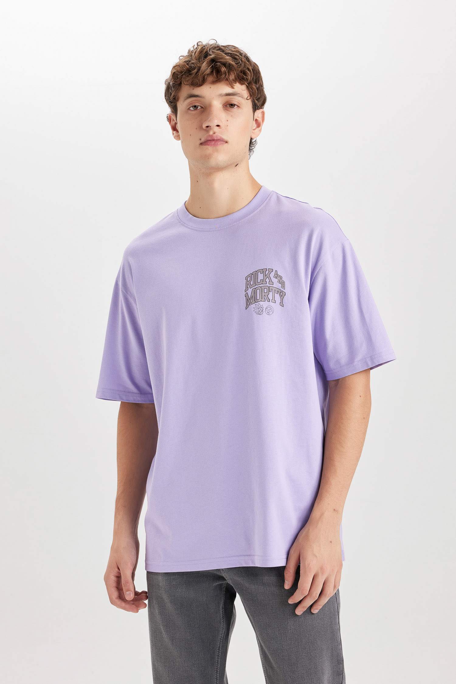 T-shirt boxy en coton imprimé Rick and Morty à col rond