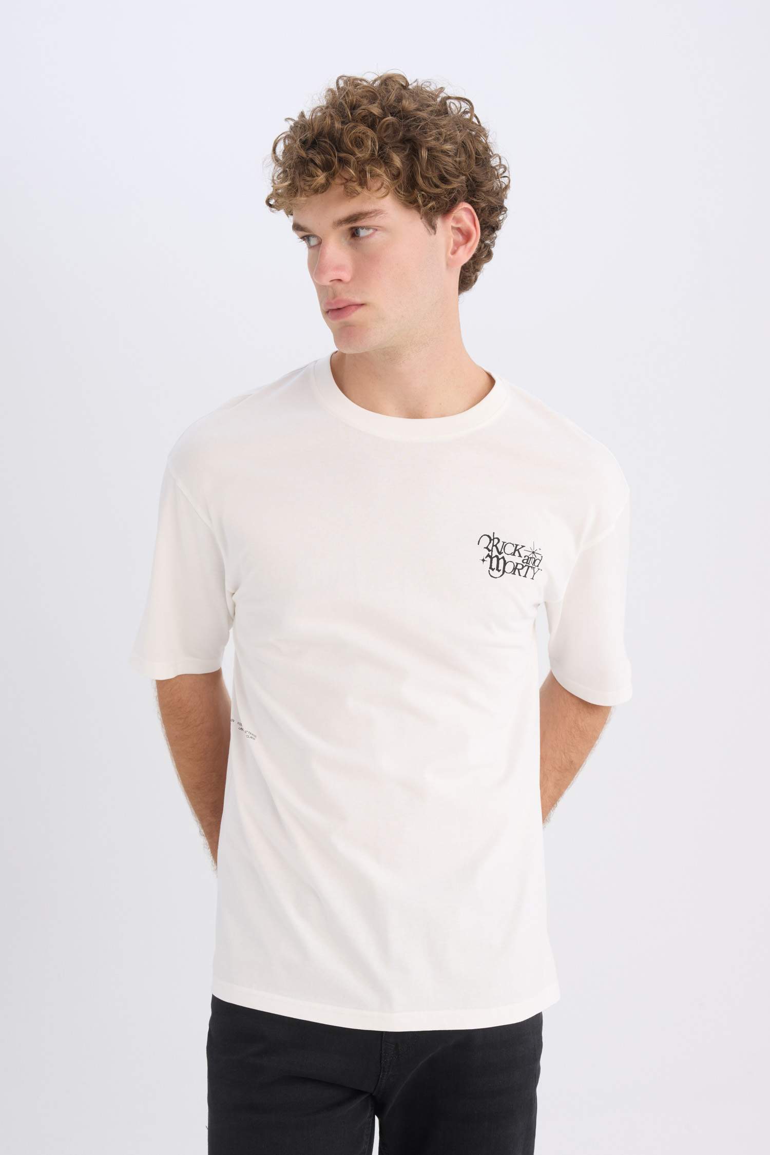 Rick and Morty Boxy Fit Круглый Вырез С Принтом на Спине Короткий Рукав Футболка