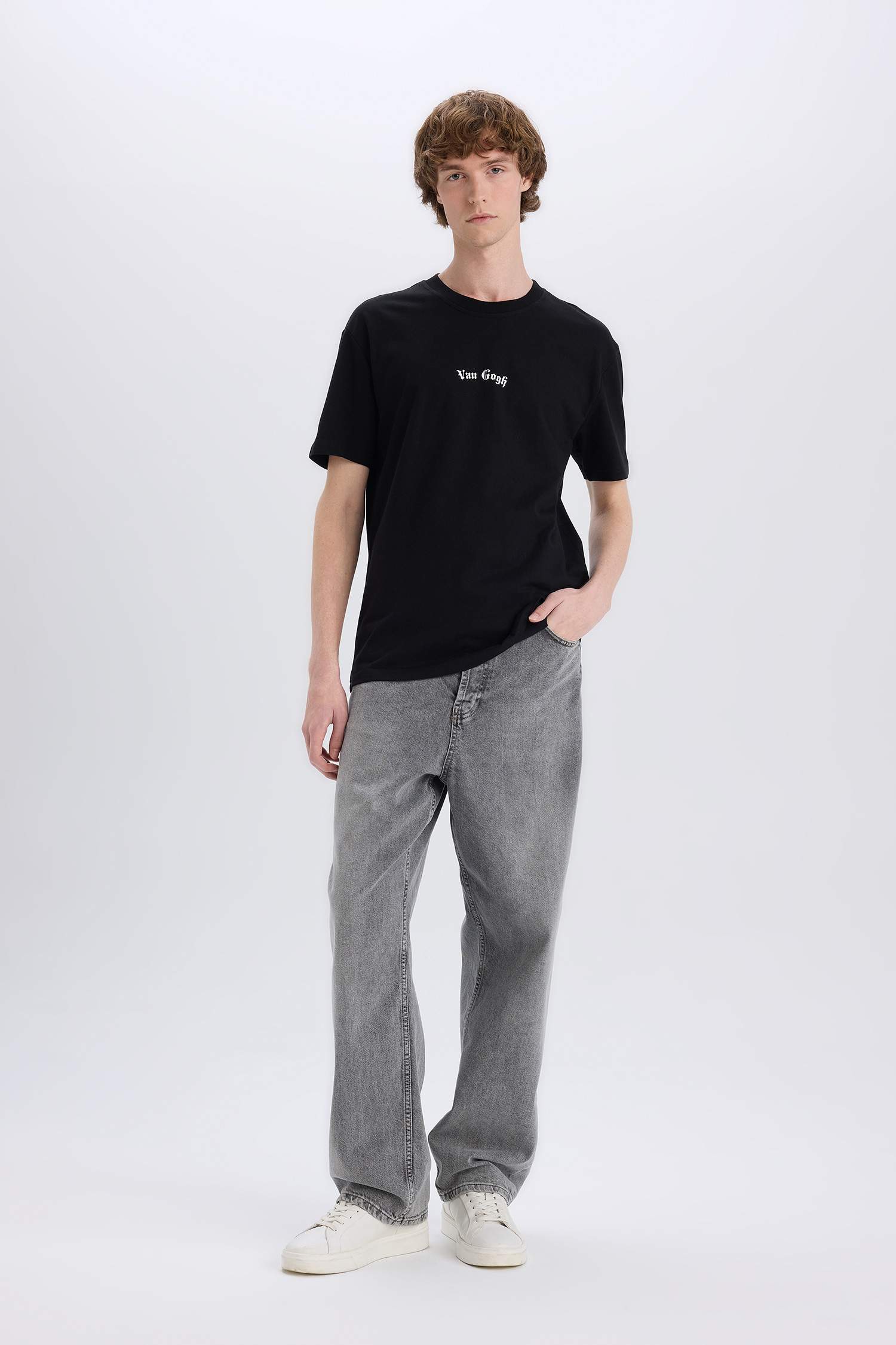 Regular Fit Van Gogh Licensed Crew Neck Printed Short Sleeve T-Shirt