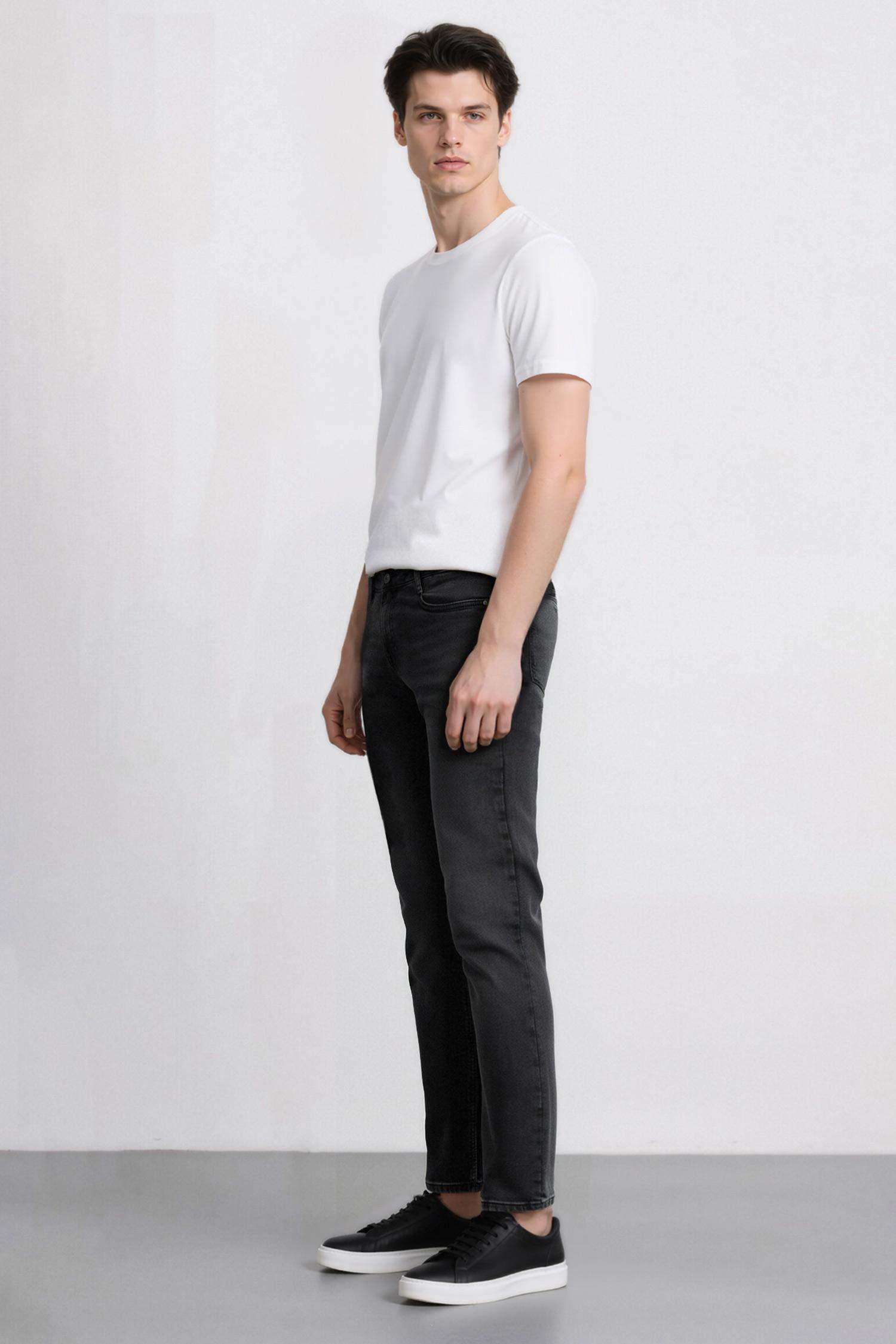 Pedro Slim Fit Dar Kalıp Normal Bel Dar Paça Jean Pantolon