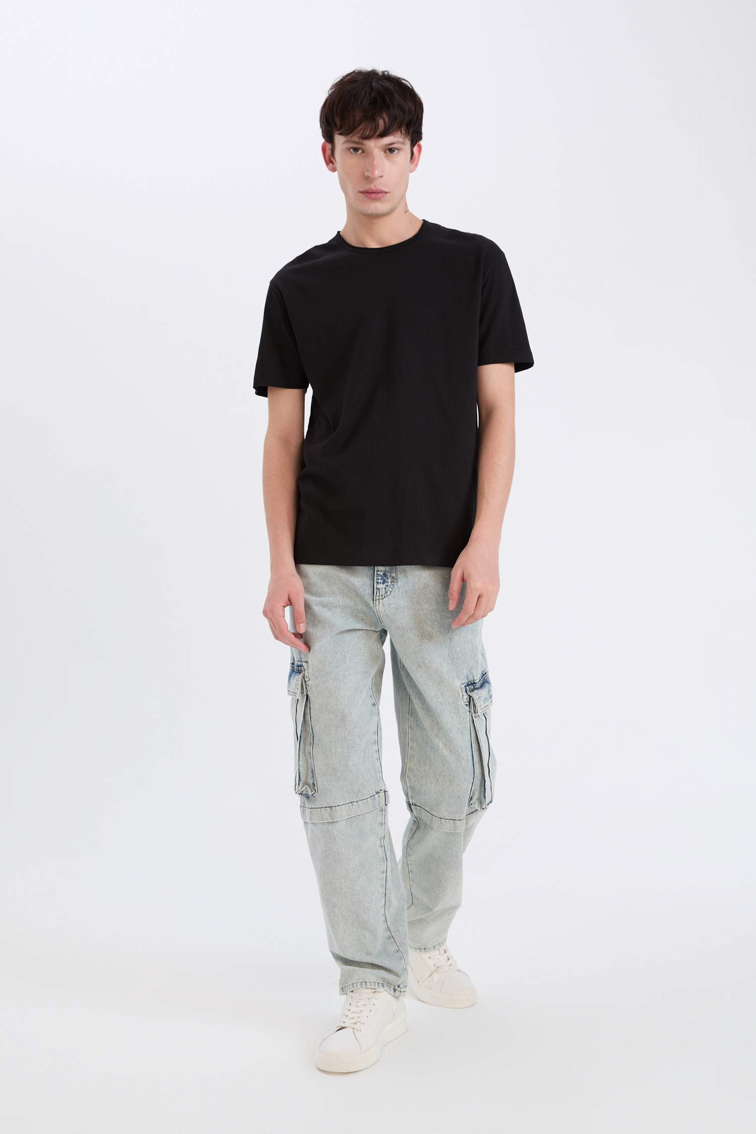 %100 Pamuk Regular Fit Bisiklet Yaka Kısa Kollu Ağır Kumaş Siyah Tişört