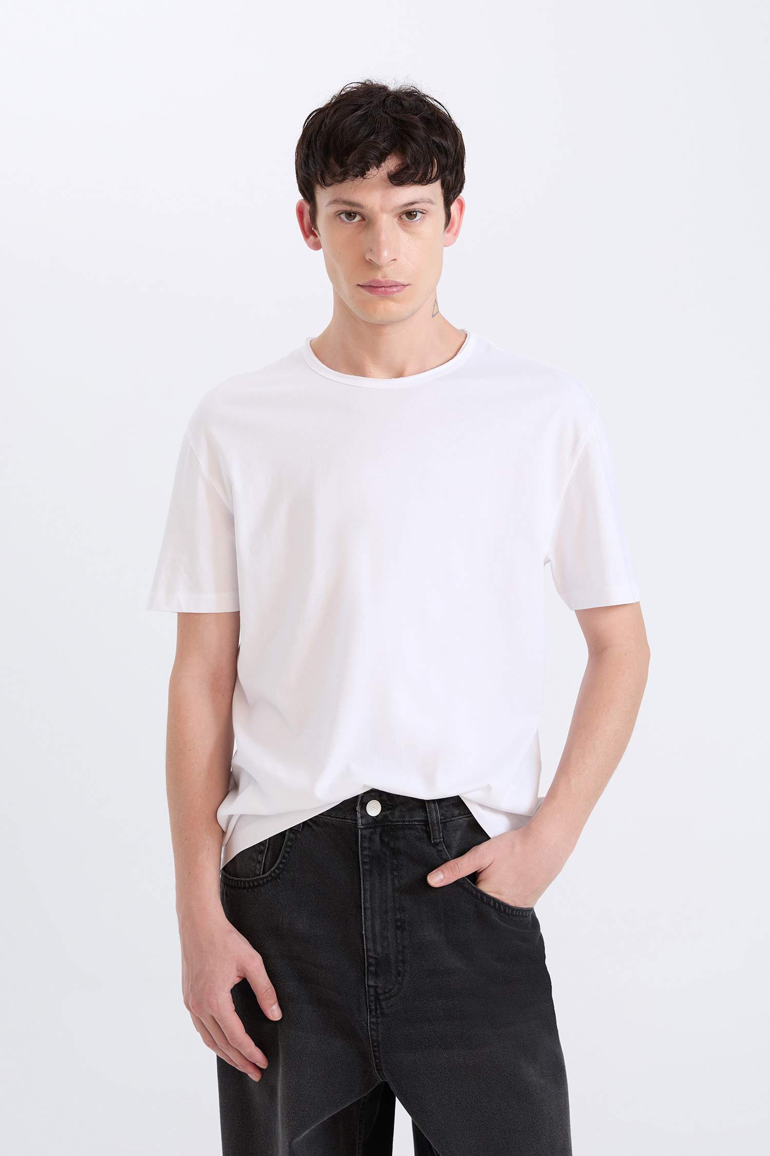 %100 Pamuk Regular Fit Bisiklet Yaka Kısa Kollu Ağır Kumaş Tişört