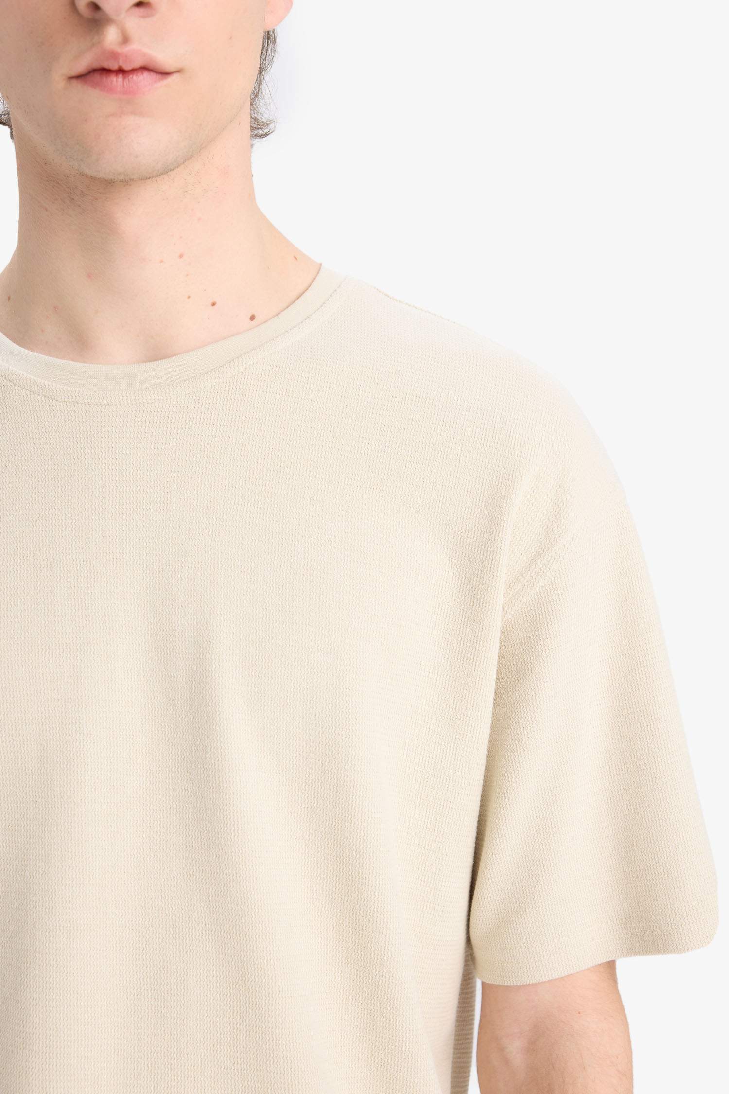 Boxy Fit Bisiklet Yaka Kısa Kollu Tişört