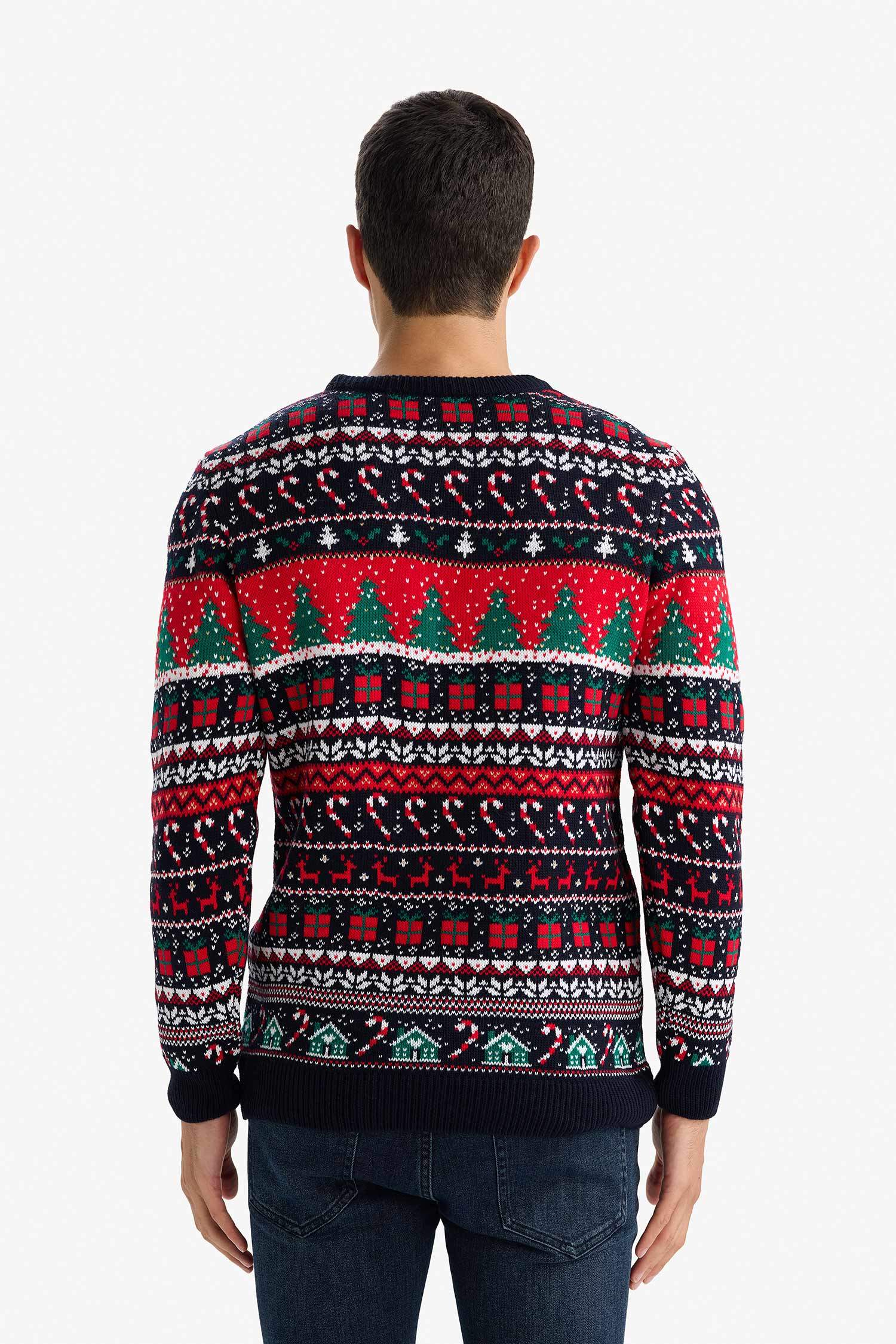 بلوفر تريكو قصة عادية برقبة مستديرة وطبعة كريسماس