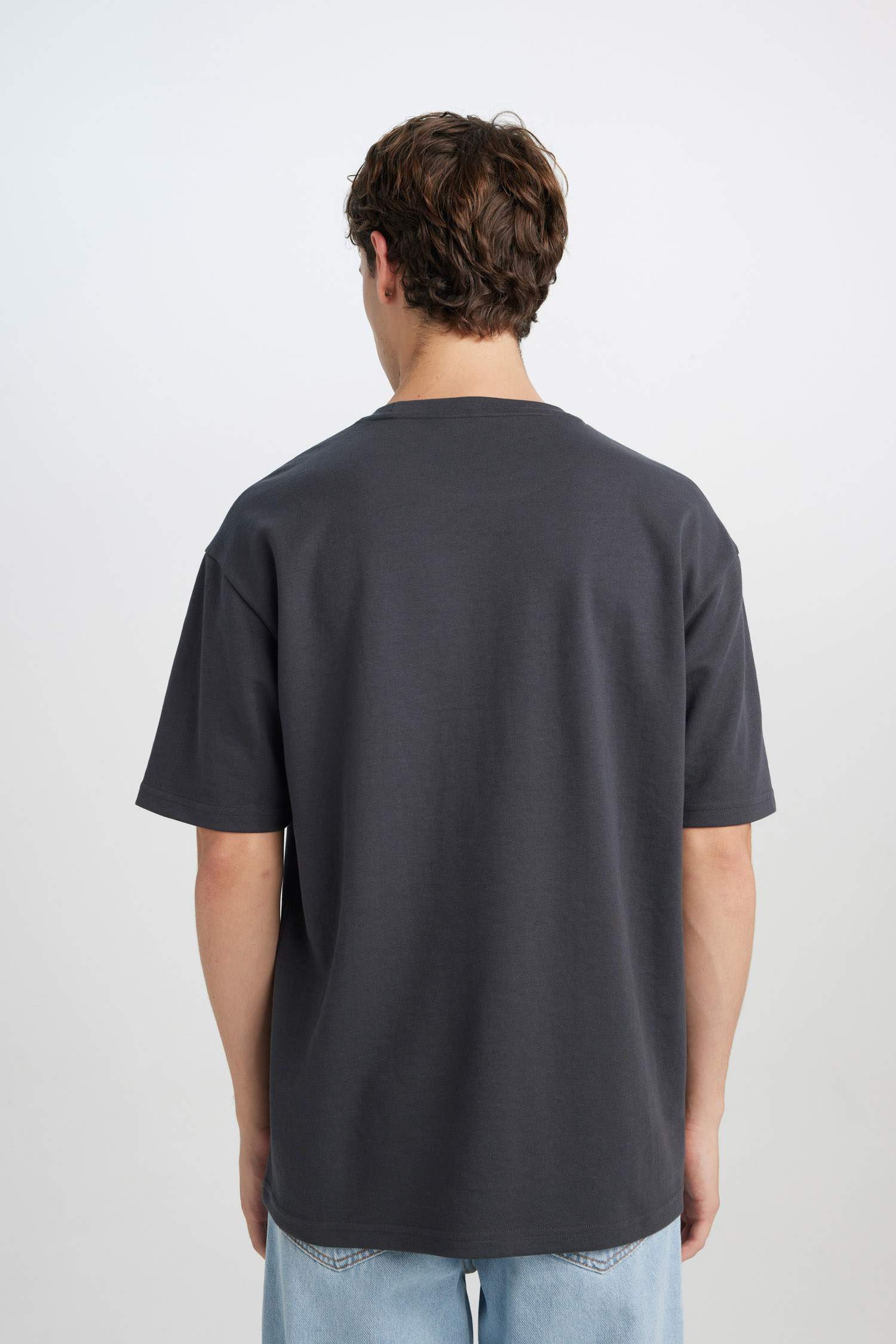 Boxy Fit Crew Neck Printed Short Sleeve T-Shirt