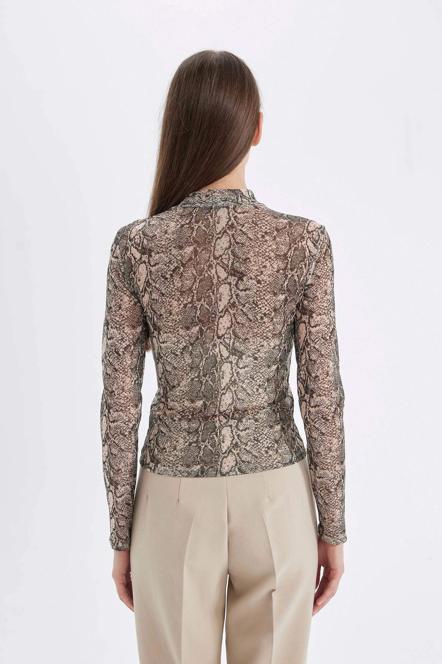 Slim Fit Half Turtleneck Snake Patterned Tulle T-Shirt