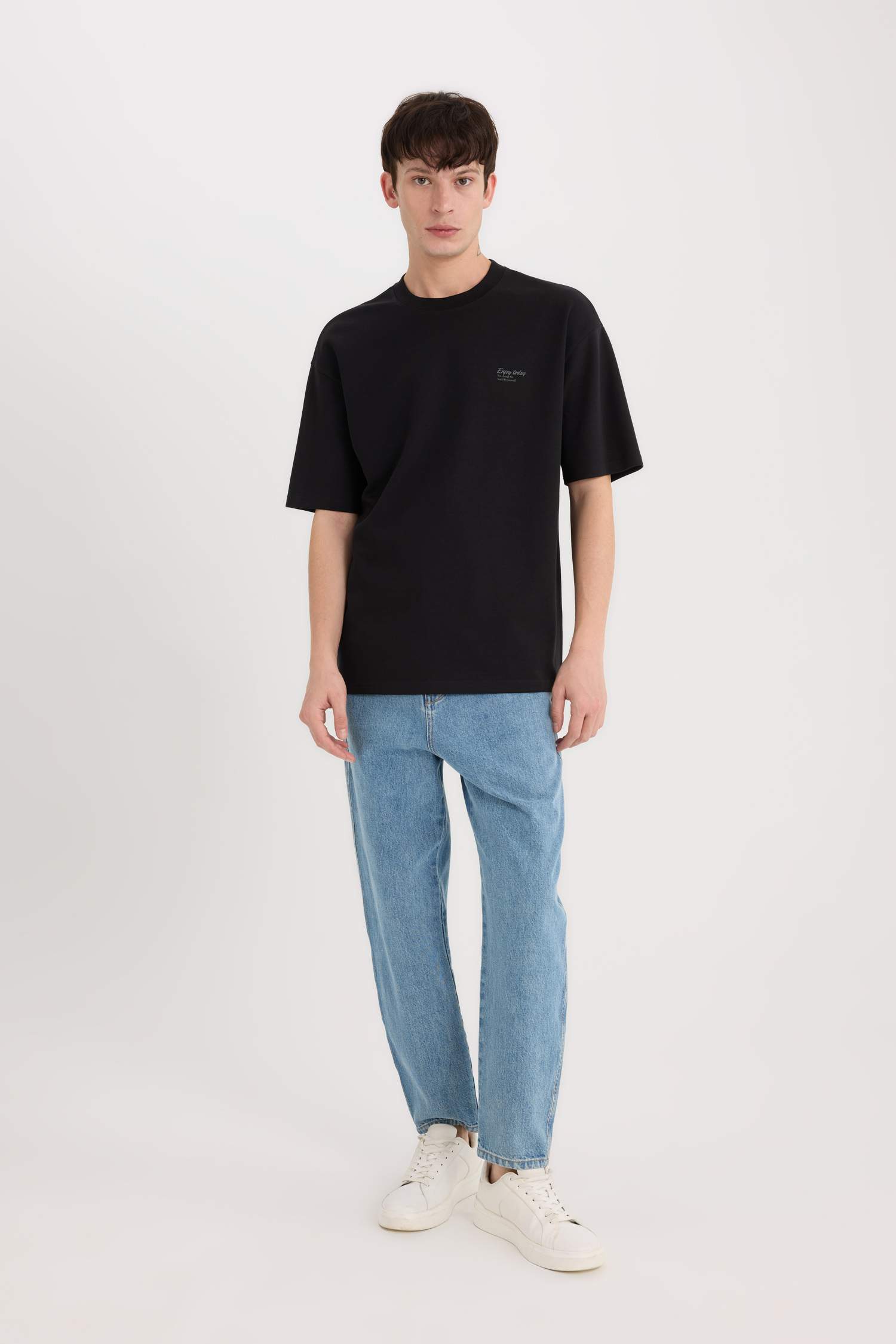 Boxy Fit Crew Neck Printed Heavy Fabric T-Shirt